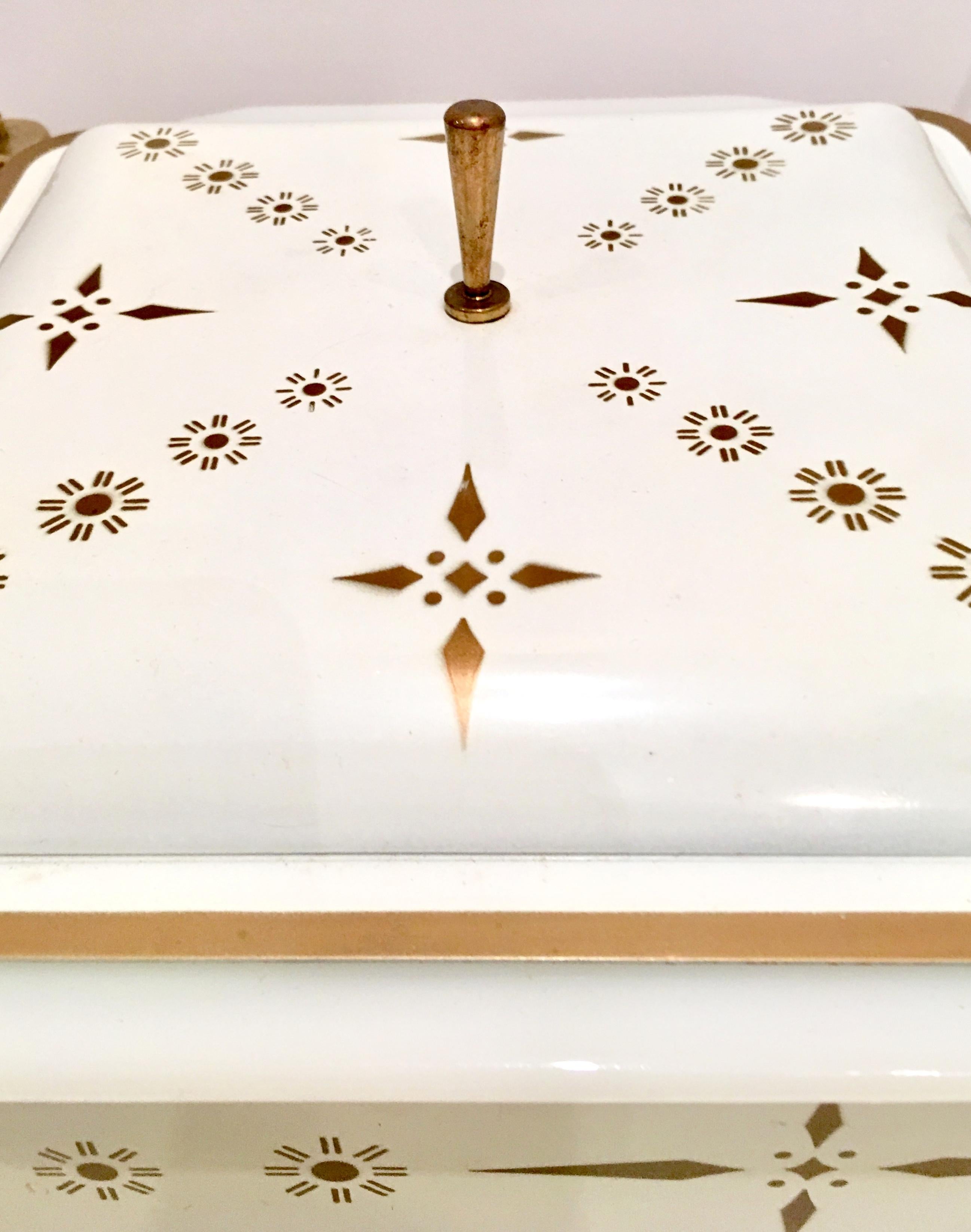 20th Century Enameled Metal and Brass Chafing Dish by, Fire King Set of 11 In Good Condition In West Palm Beach, FL