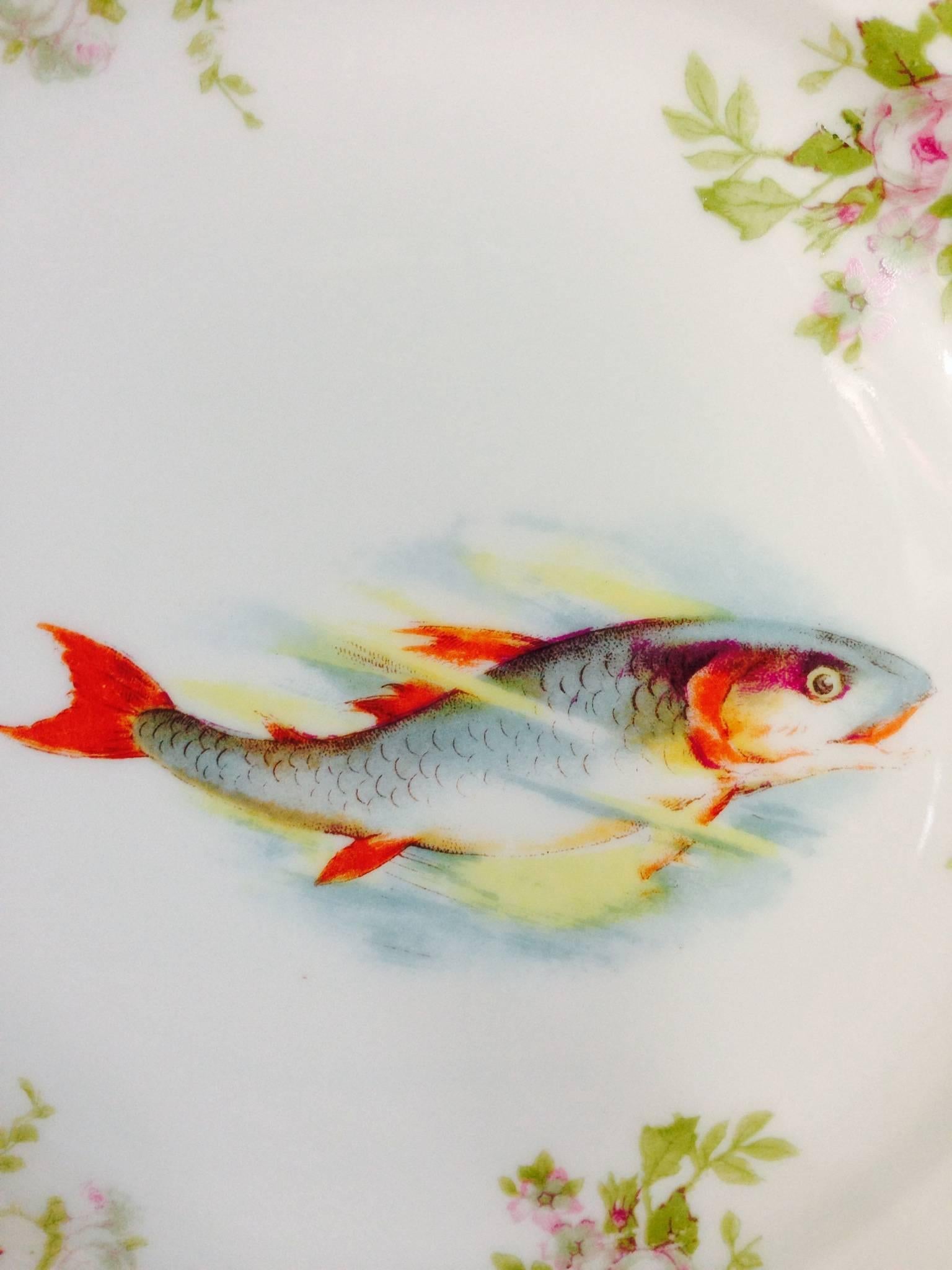 Victorian Antique Austrian Hand-Painted 22K Porcelain Fish Service, Set of 13