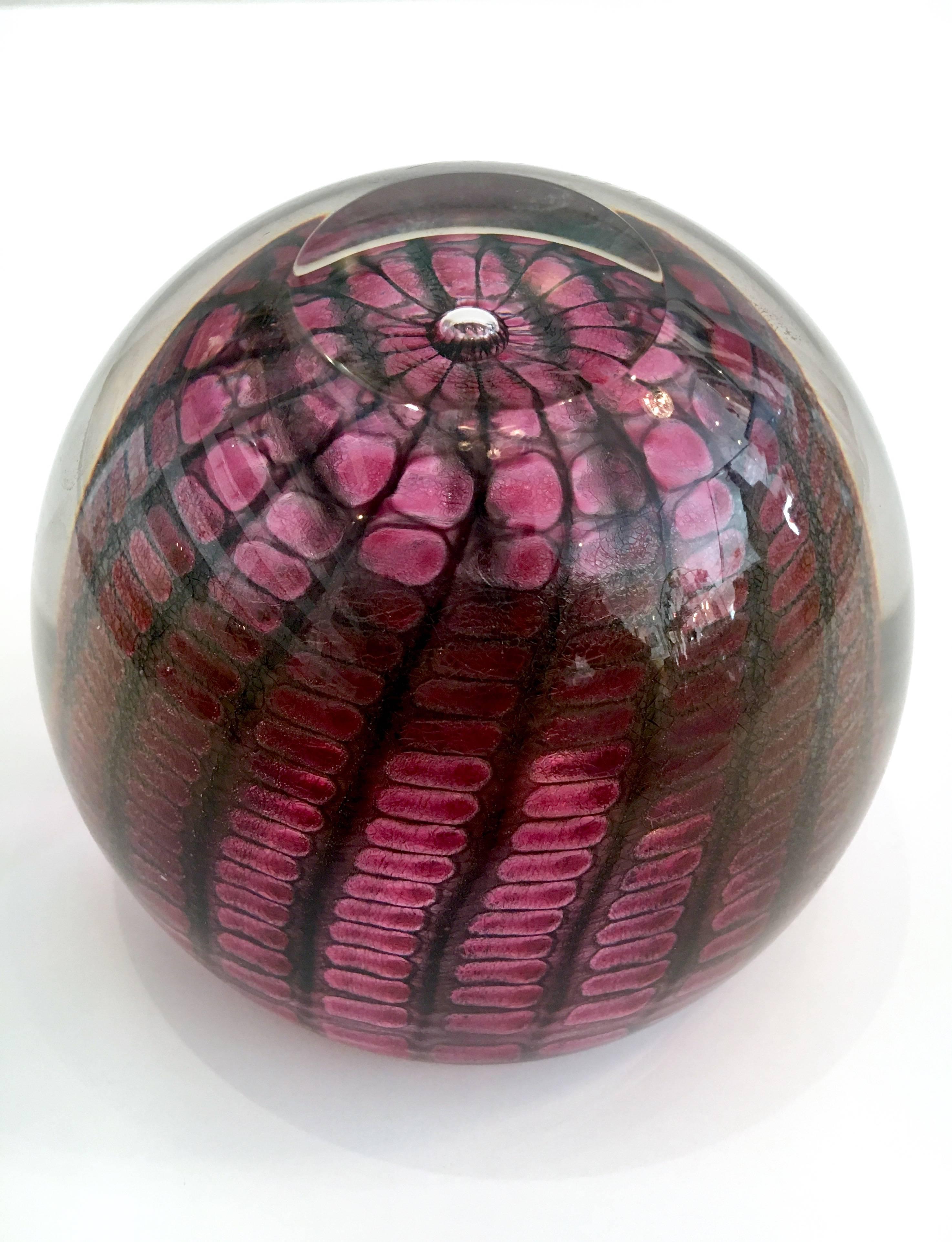 1990s Art Glass Tom Philabaum Sculpture/Paperweight, Signed In Excellent Condition In West Palm Beach, FL