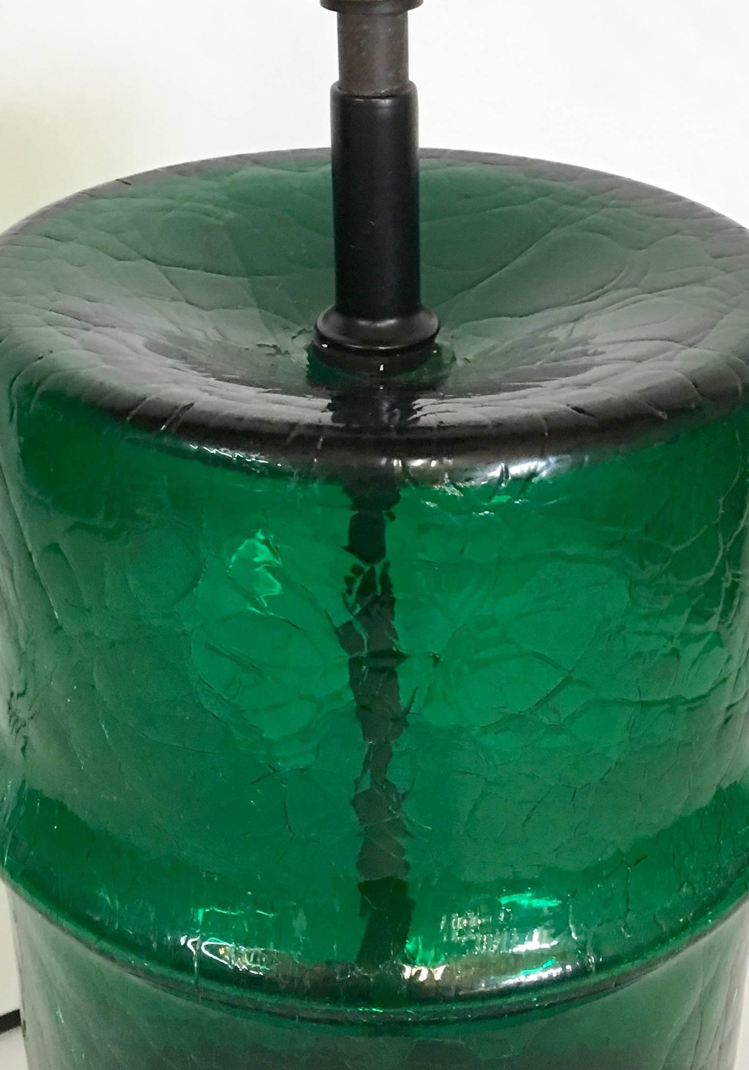 Blenko Crackle Glass Emerald Green Barrel Lamp In Excellent Condition In West Palm Beach, FL