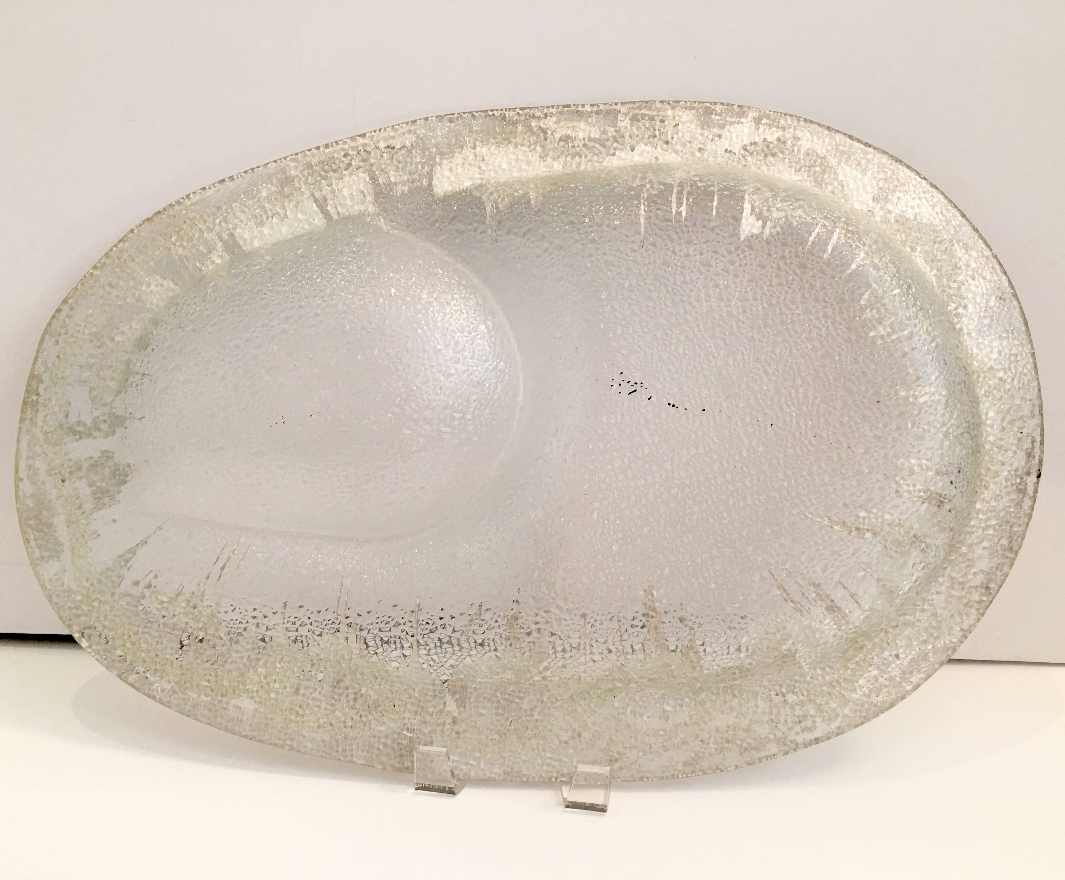 Dorothy Thorpe Glass Silver Overlay Chip N' Dip Tray In Excellent Condition In West Palm Beach, FL