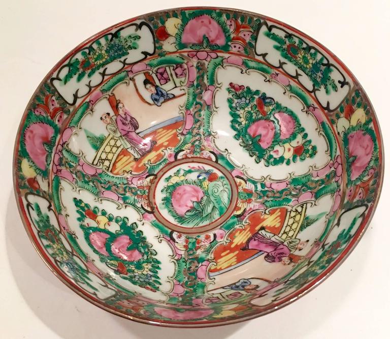 Vintage Qianlong, Da Qing Style Chinese Famille Rose Medallion Bowl For