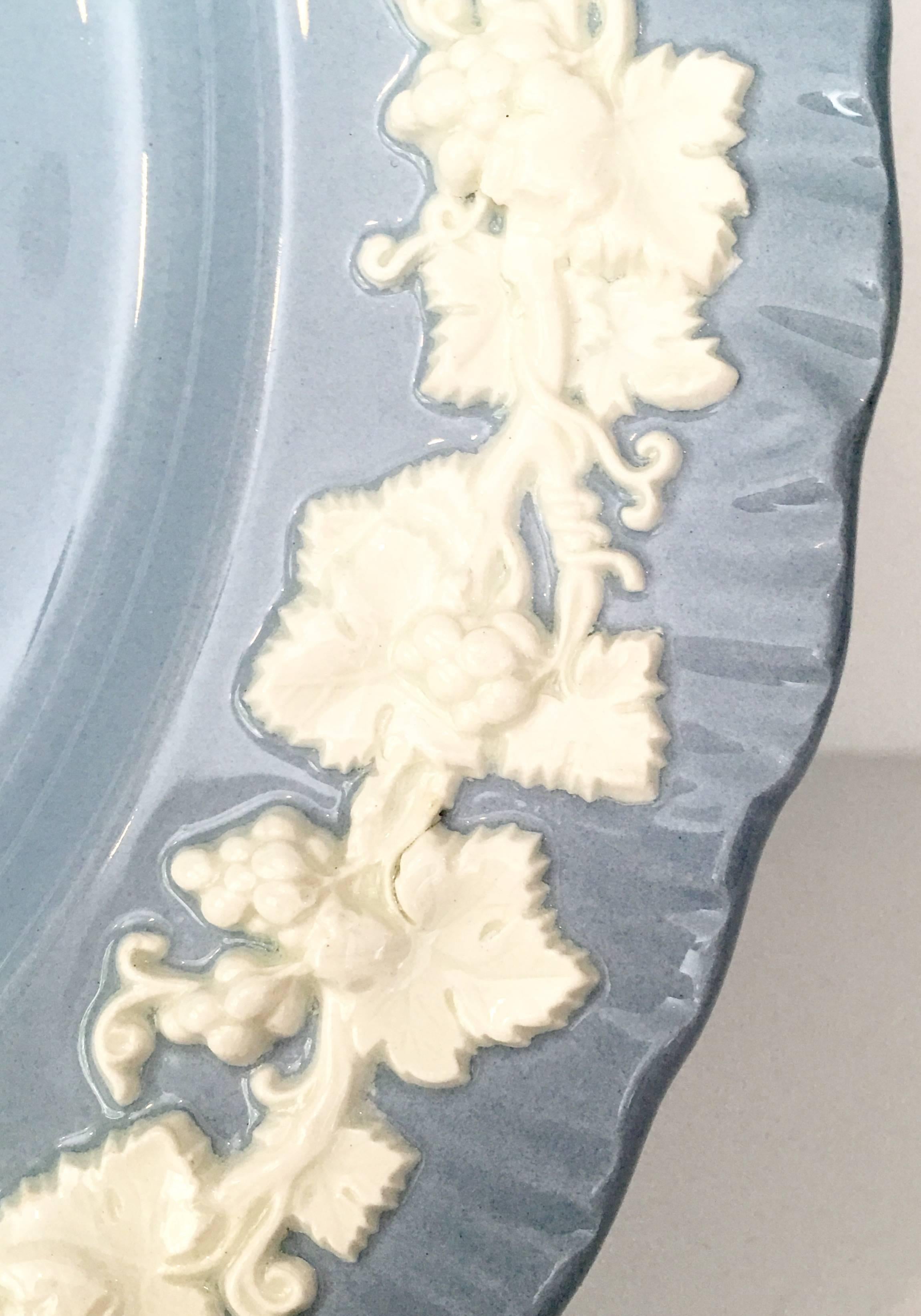 1950s Wedgwood England Embossed Queens-Ware, Set of 36 In Excellent Condition In West Palm Beach, FL