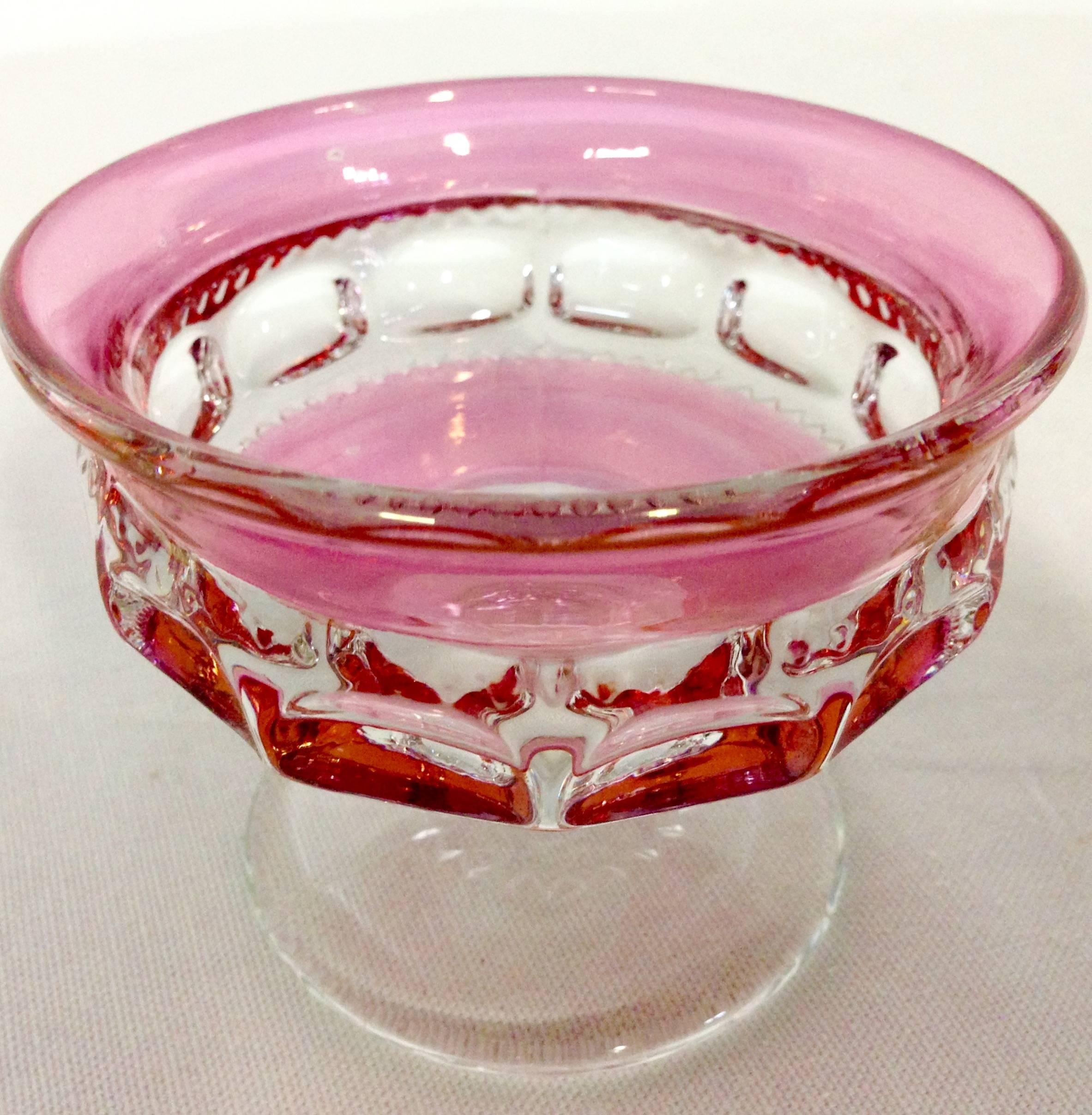 S/7 1960s Kings Crown Cranberry Glasses In Excellent Condition In West Palm Beach, FL