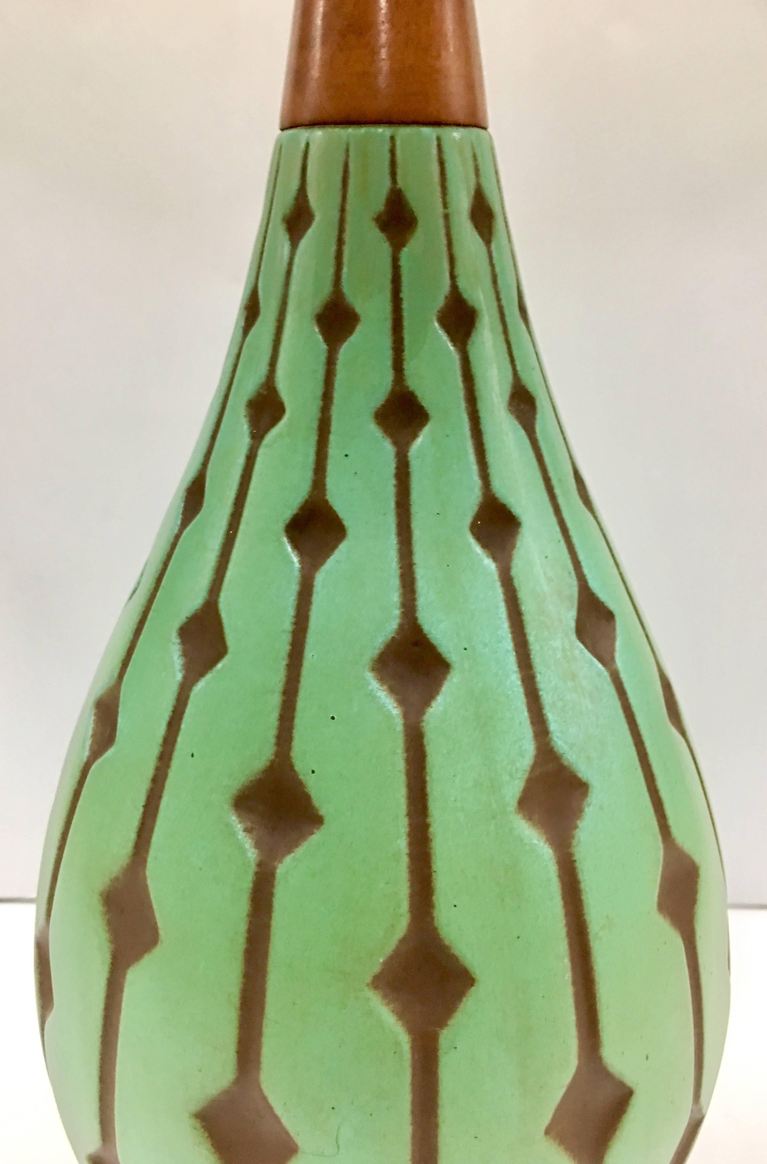 Mid-Century Modern Ceramic and Walnut Hand Painted Bowling Pin Lamp Pai In Excellent Condition In West Palm Beach, FL
