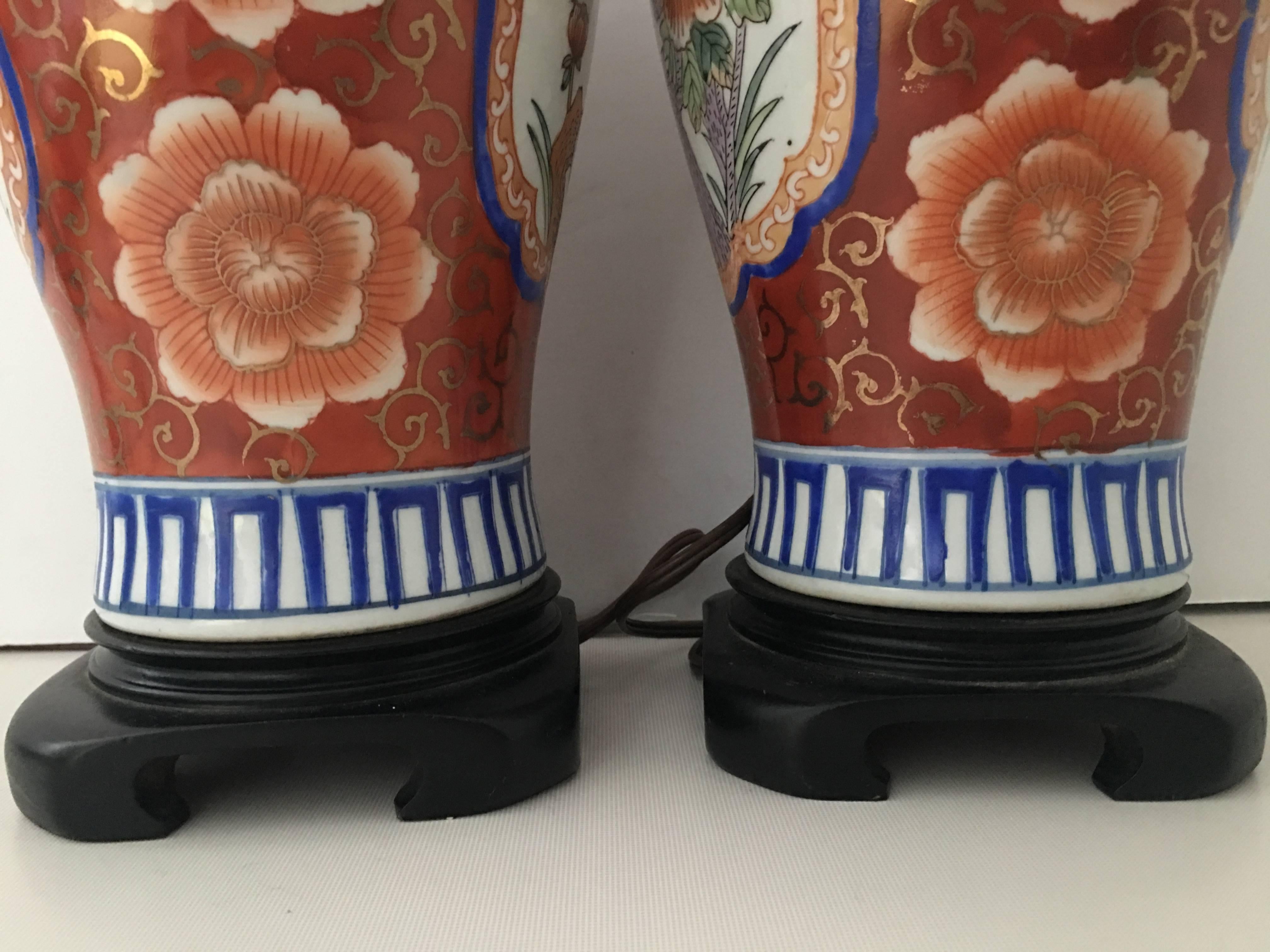 Pair of Mid-Century Hand-Painted Porcelain Imari Vase Lamps 1