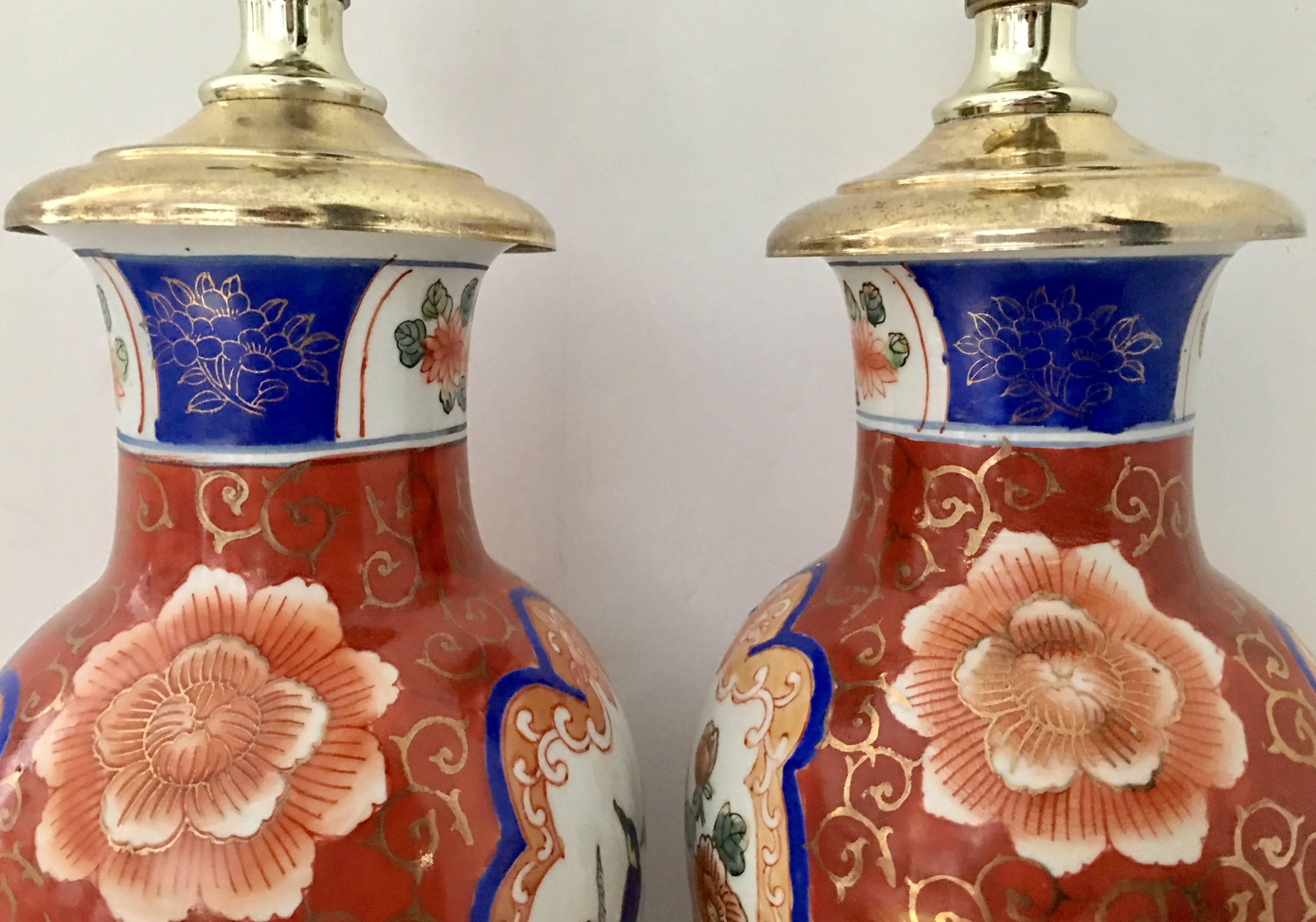 20th Century Pair of Mid-Century Hand-Painted Porcelain Imari Vase Lamps