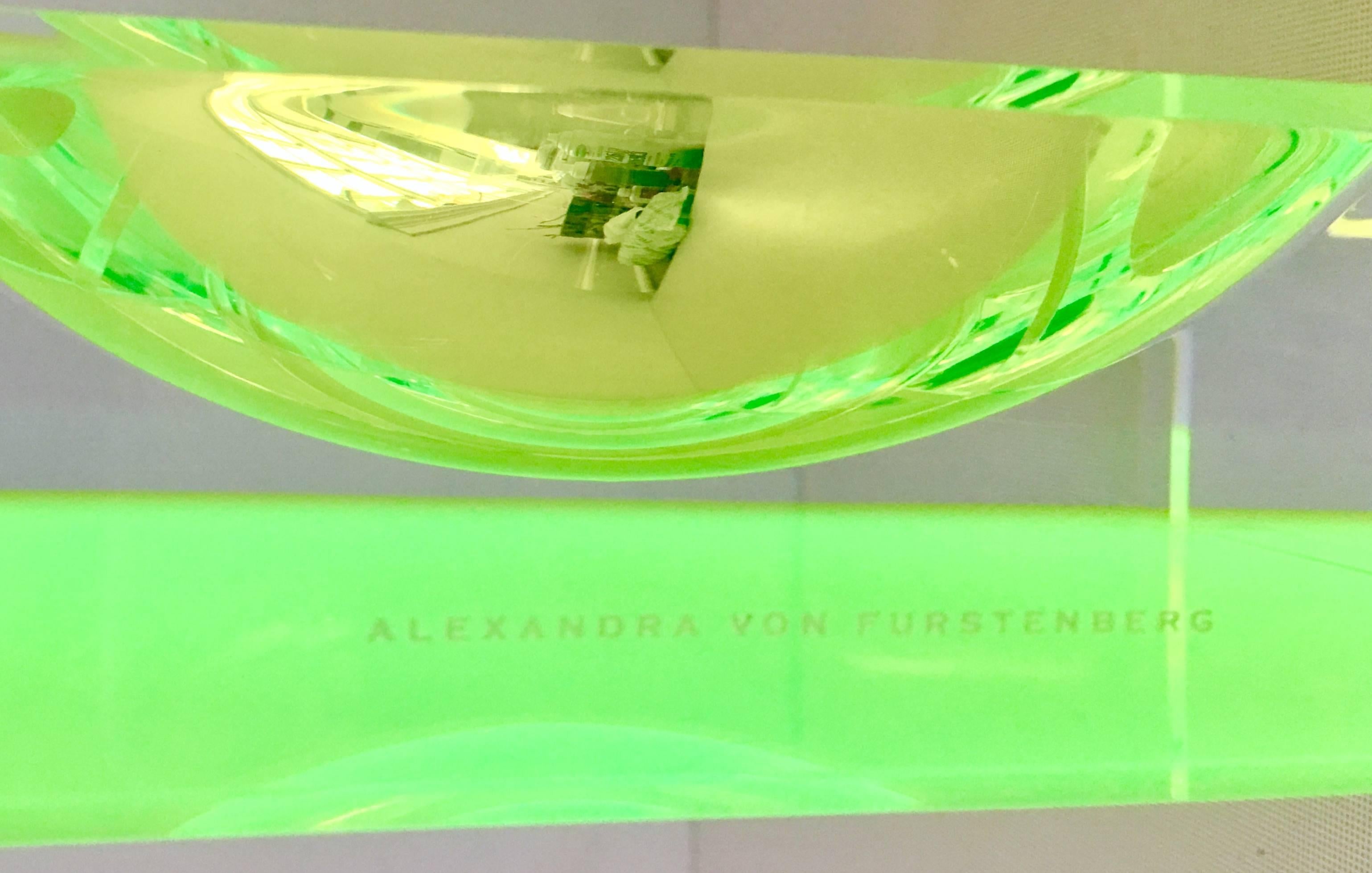 Modern Lucite Carved Optic Square & Round  Bowl by Alexendra Von Furstenberg For Sale 1
