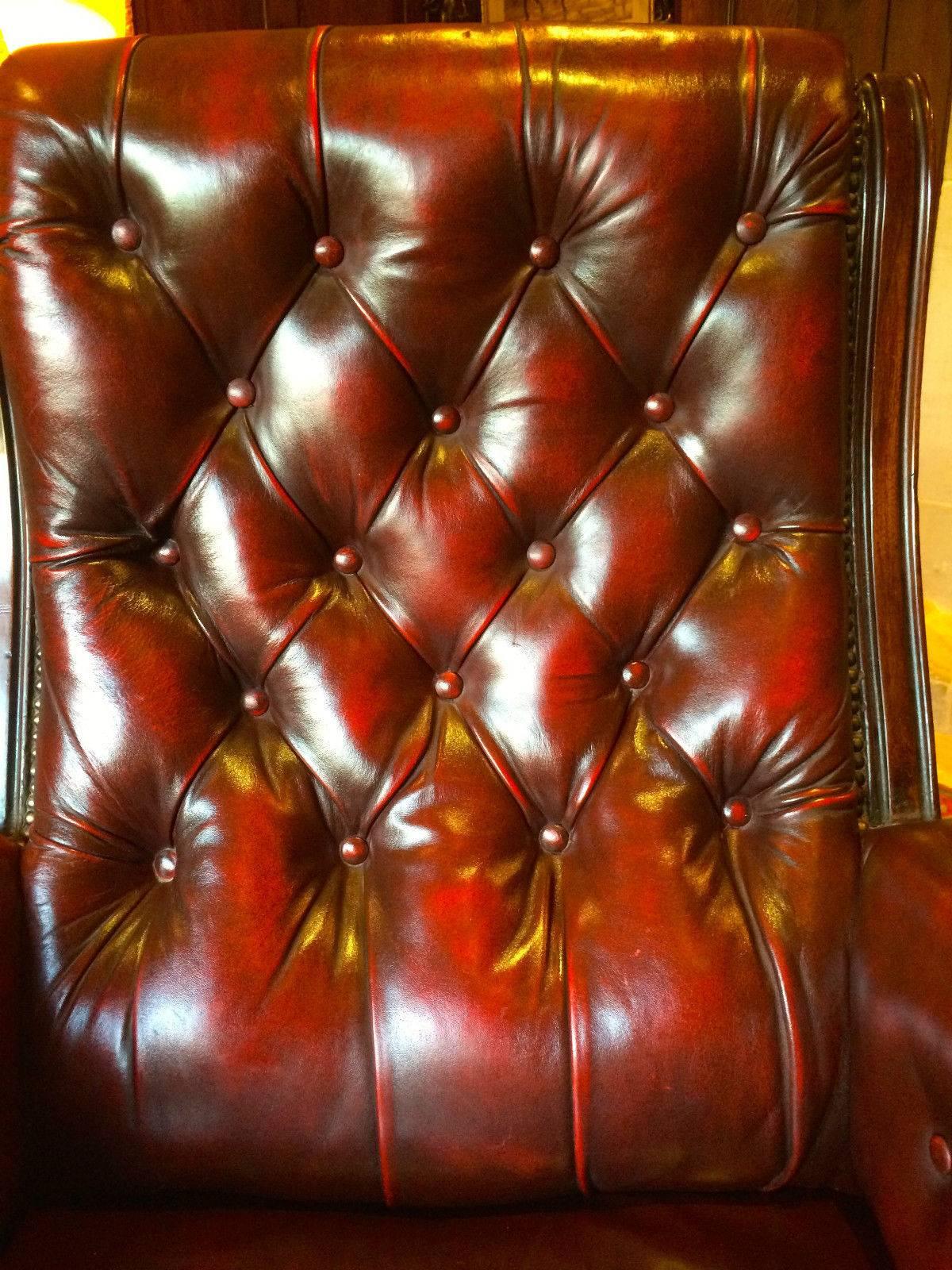 Antique Victorian Leather Button-Back Armchair Mahogany, 19th Century 1