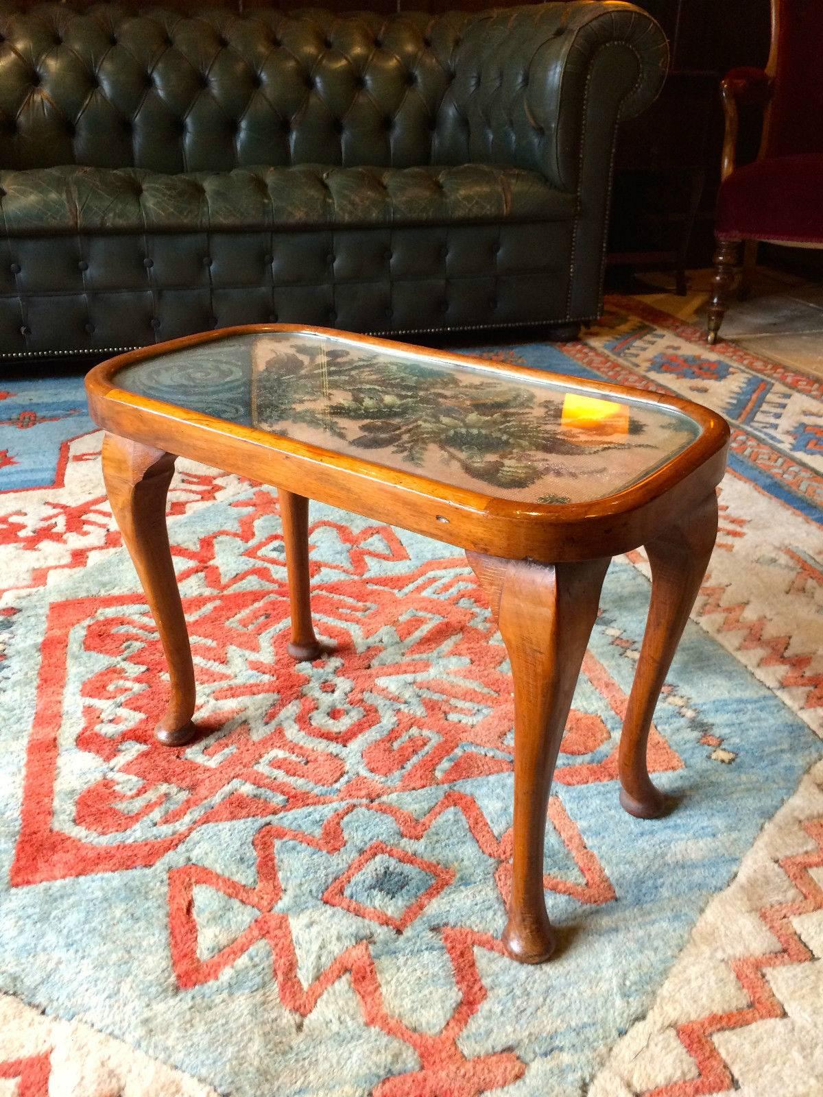 Antique Coffee Table Victorian 19th Century Mahogany Small Glazed In Good Condition In Longdon, Tewkesbury