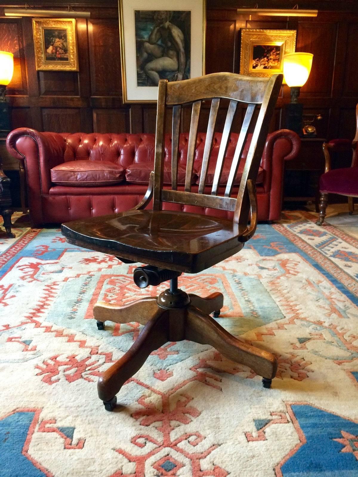20ième siècle Antique Vintage Oak Office Swivel Chair Desk Chair