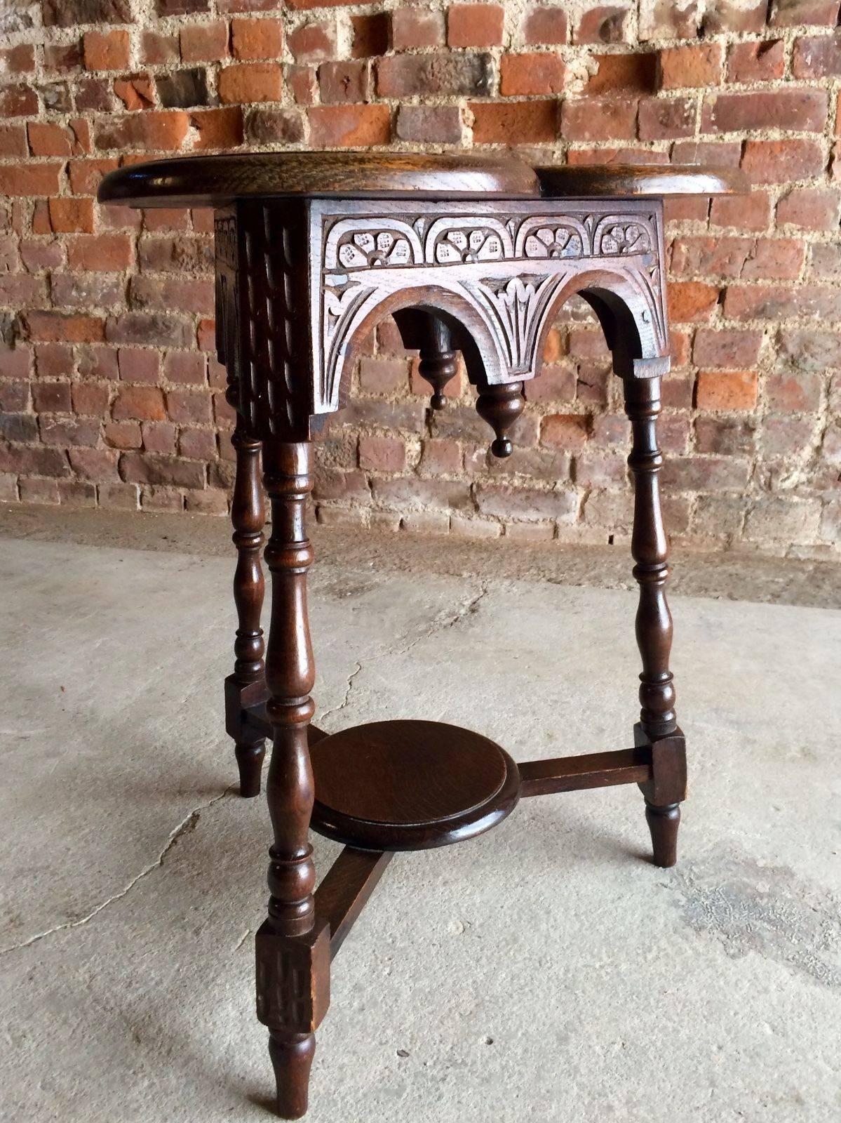 Small Carved Solid Oak Victorian Trefoil Table, 19th Century 1