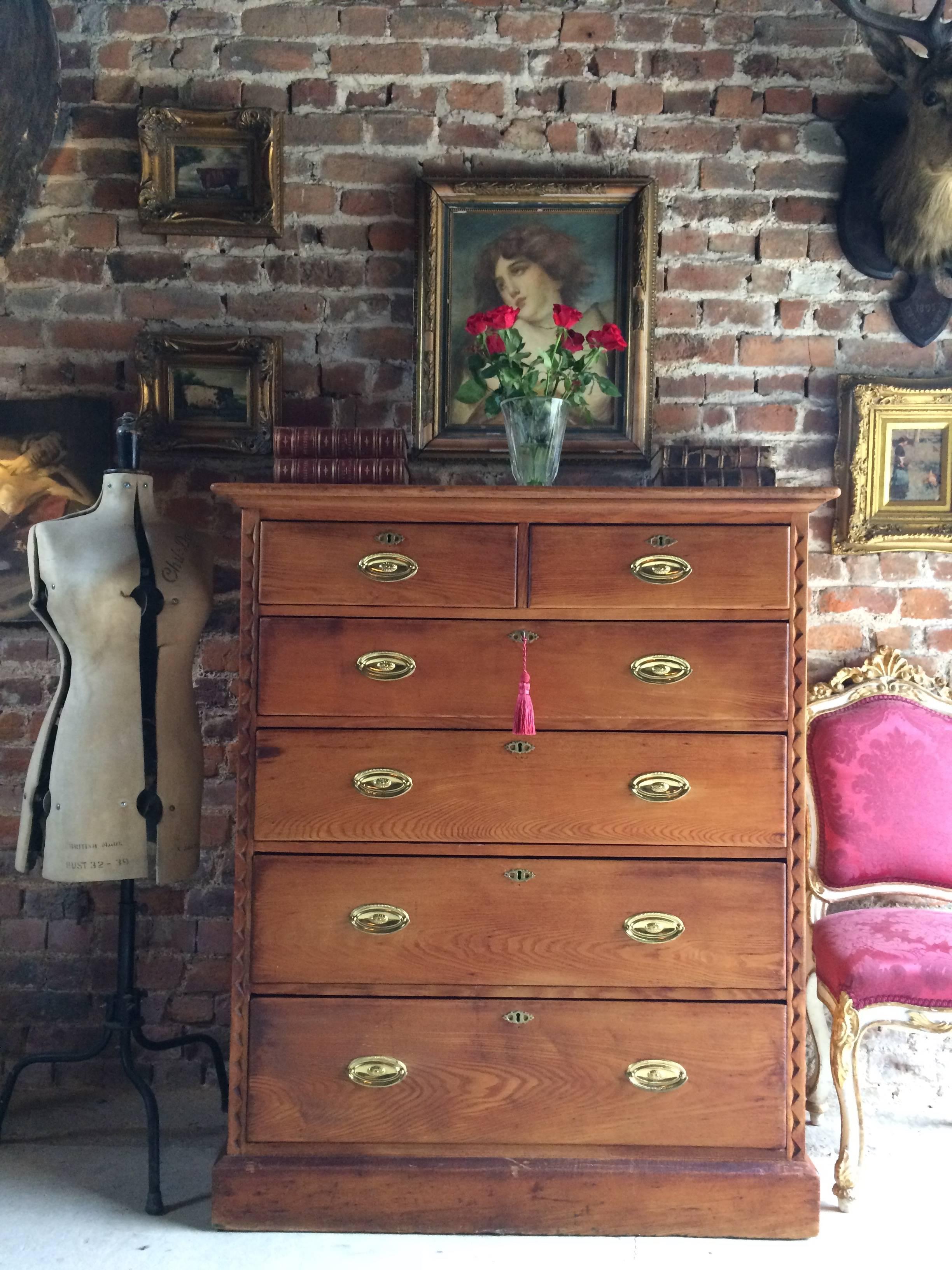 Antique 19th Century Victorian Solid Pine Chest of Drawers Dresser Very Large In Excellent Condition In Longdon, Tewkesbury