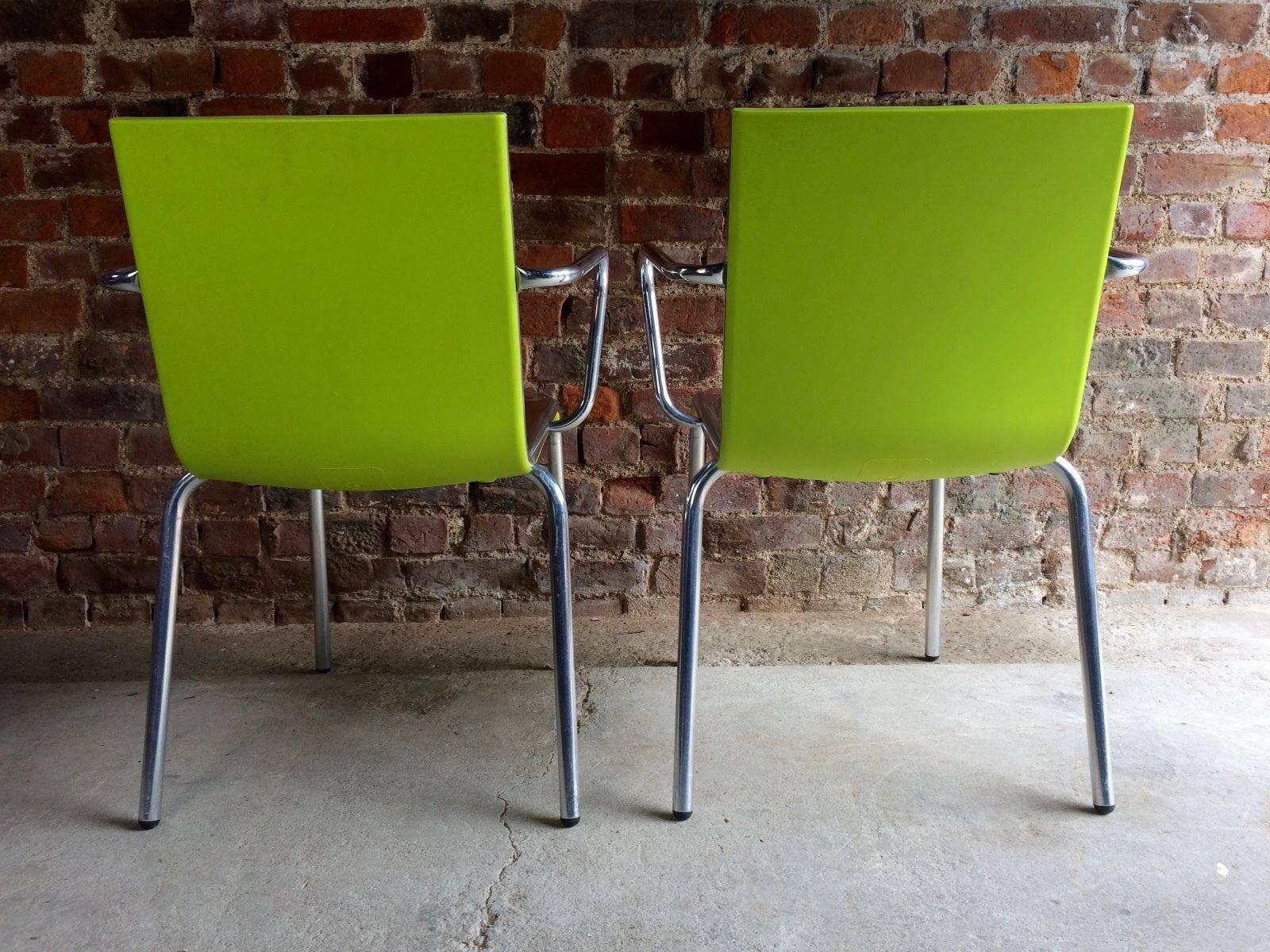Fabulous pair of Magis ALO chairs by designer Karim Rashid, aluminium has been the material of choice for contemporary designer chairs for many years, due to the combination of lightweight and weather resistant properties, ALO is a slick aluminium