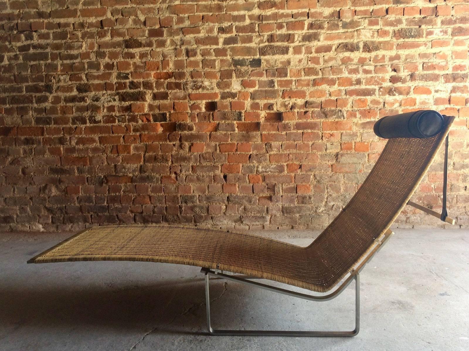 Stunning Poul Kjærholm Style Chaise Longue Lounger Model no. PK24 Bauhaus No.1 In Excellent Condition In Longdon, Tewkesbury