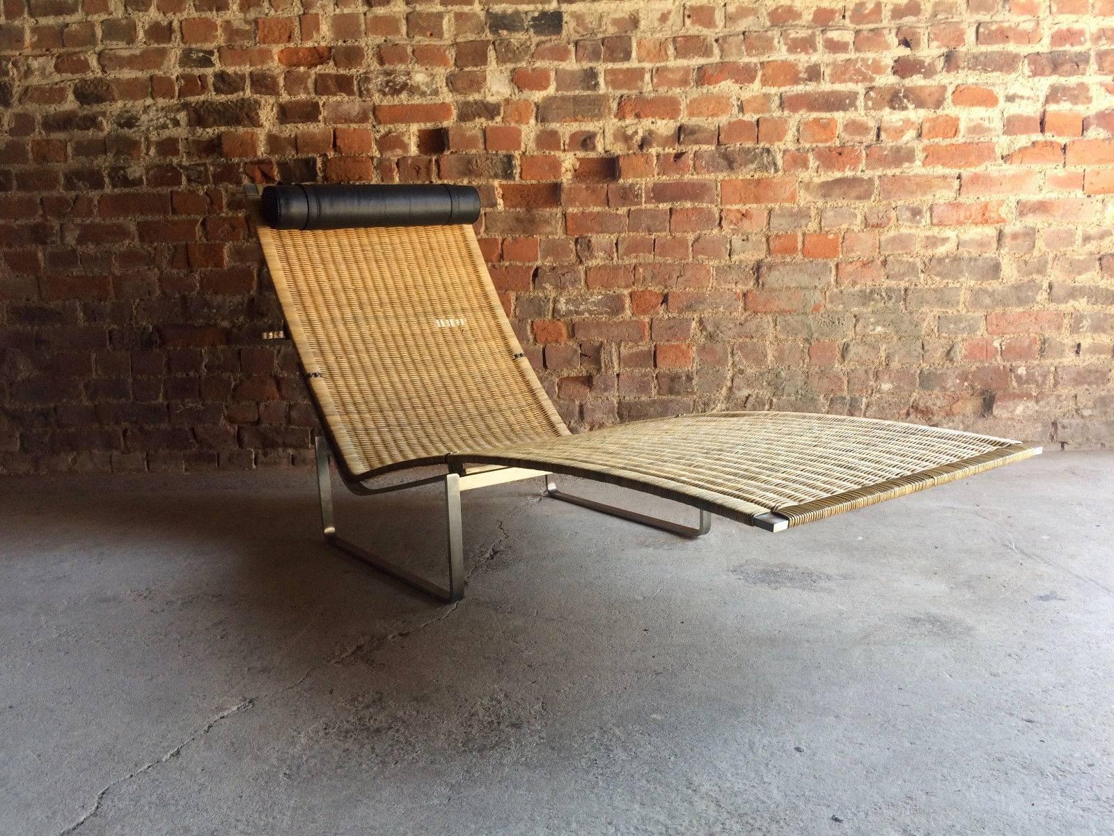 Stunning Poul Kjærholm Style Chaise Longue Lounger Model No. PK24 Bauhaus No.2 In Excellent Condition In Longdon, Tewkesbury