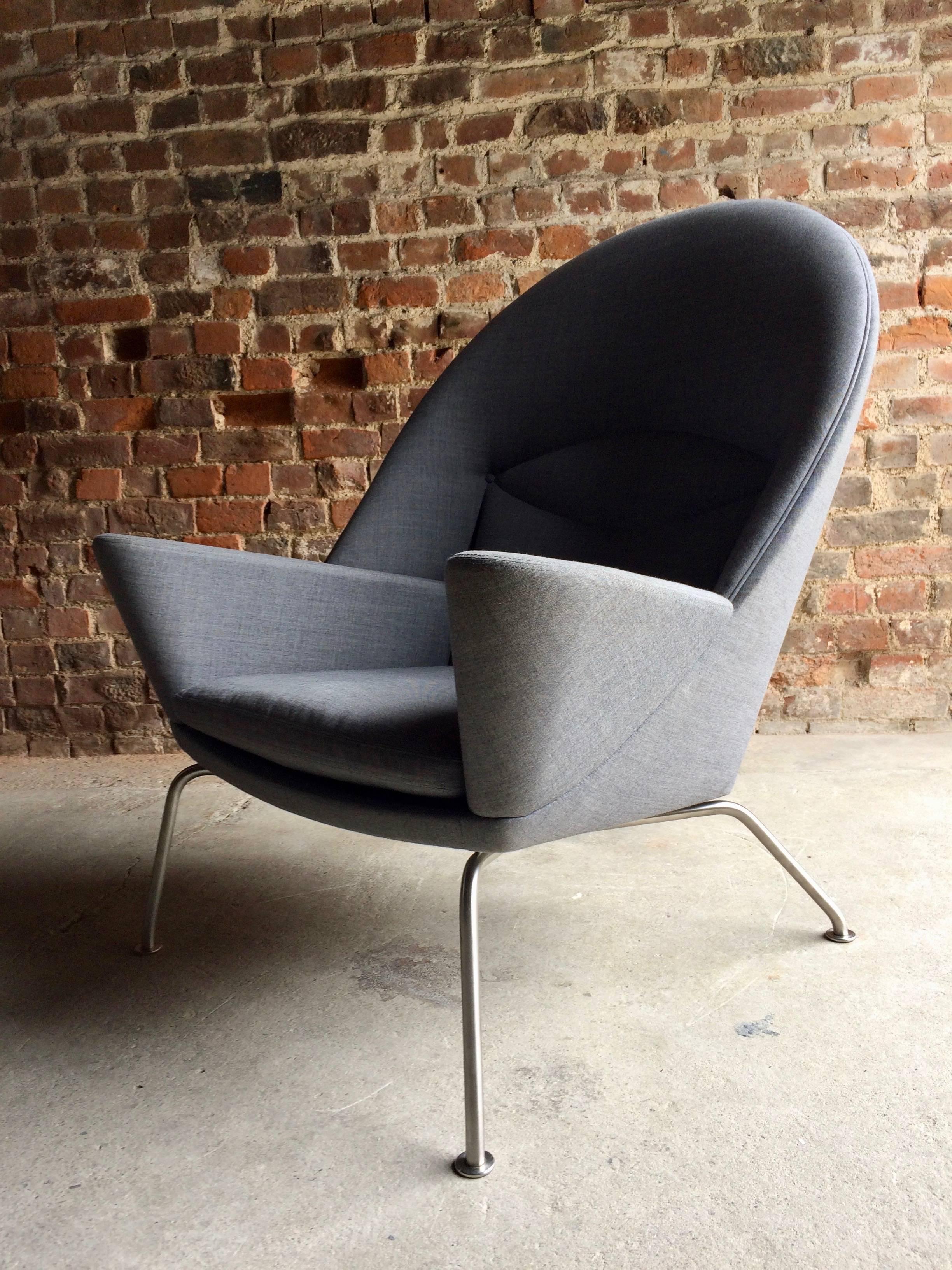 Hans Wegner Lounge Chair Model 468 Oculus Manufactured by Carl Hansen Grey No.1 2