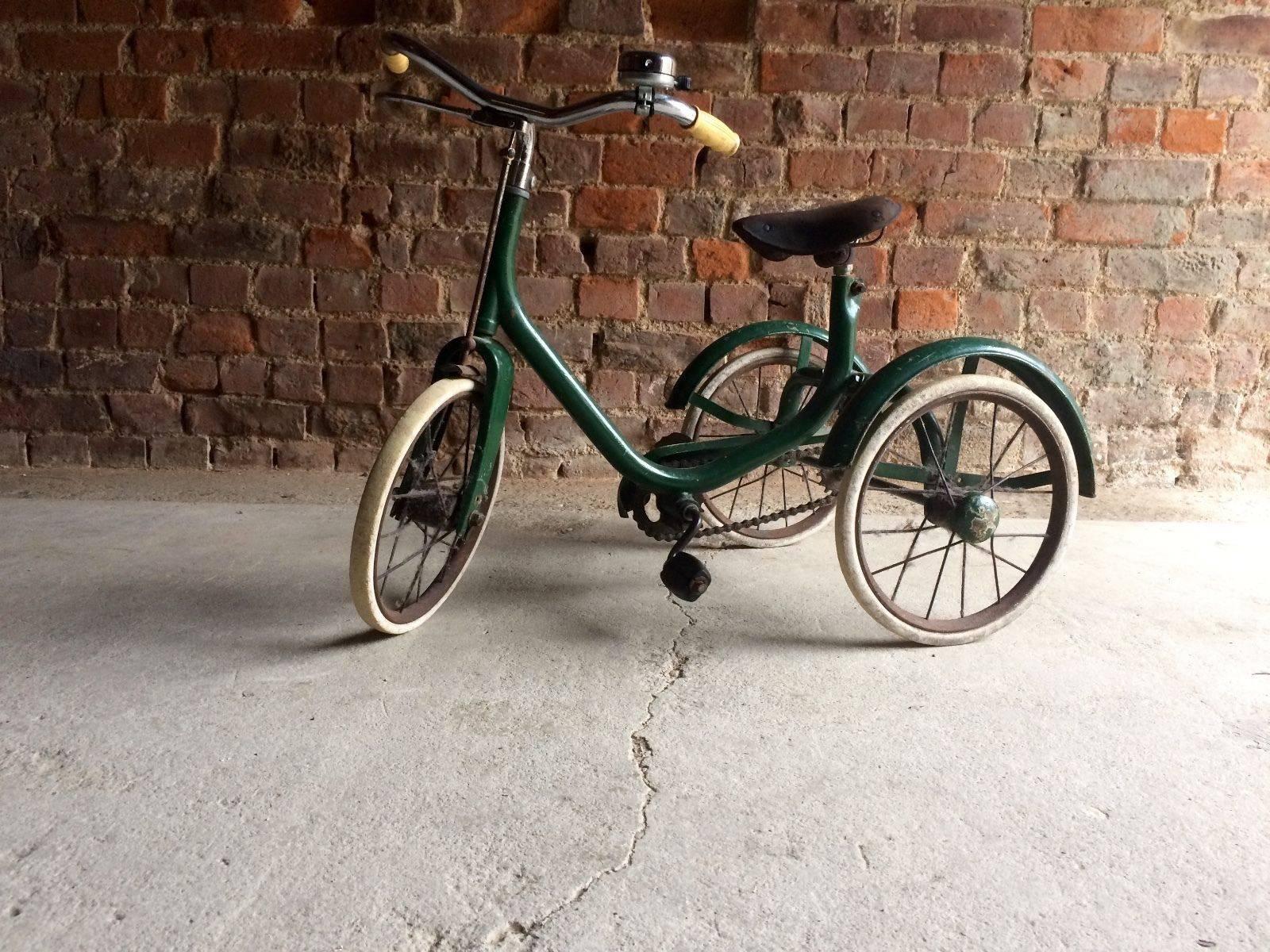 Midcentury Early 1930s Tricycle Bike In Good Condition In Longdon, Tewkesbury