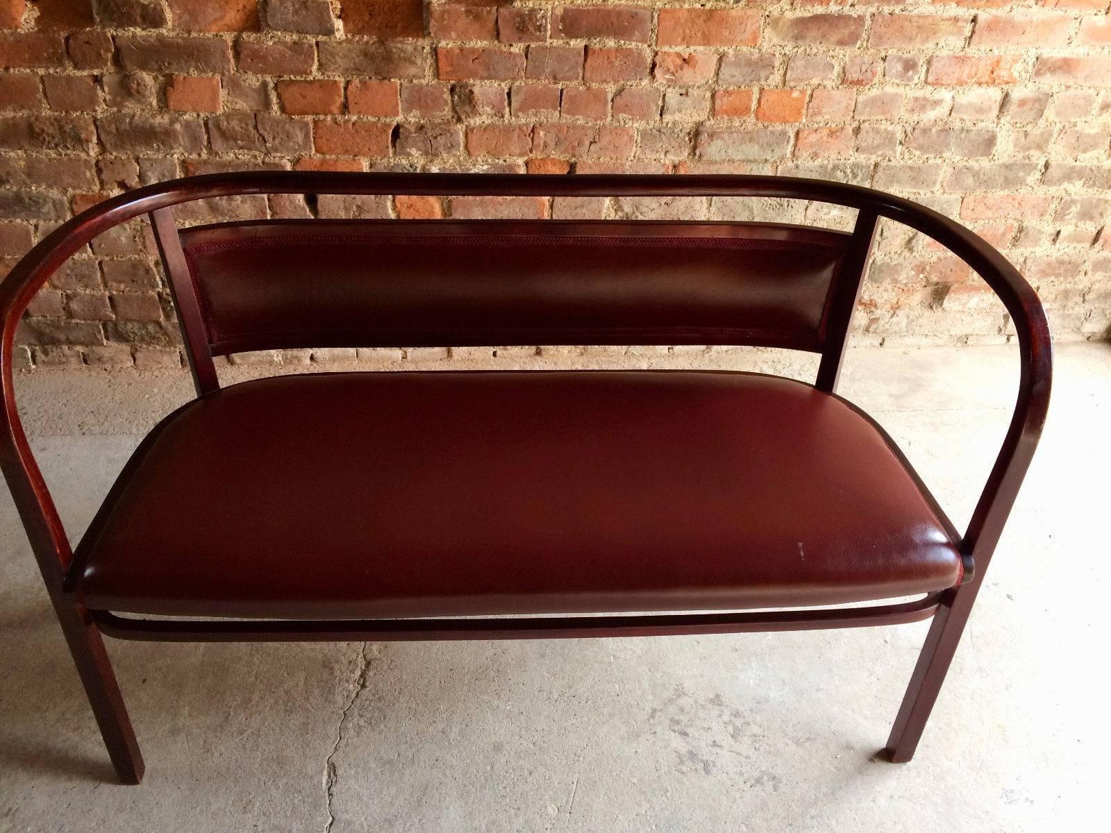 Victorian Antique Otto Wagner for Thonet Bentwood Sofa Bench, circa 1908, Model 3