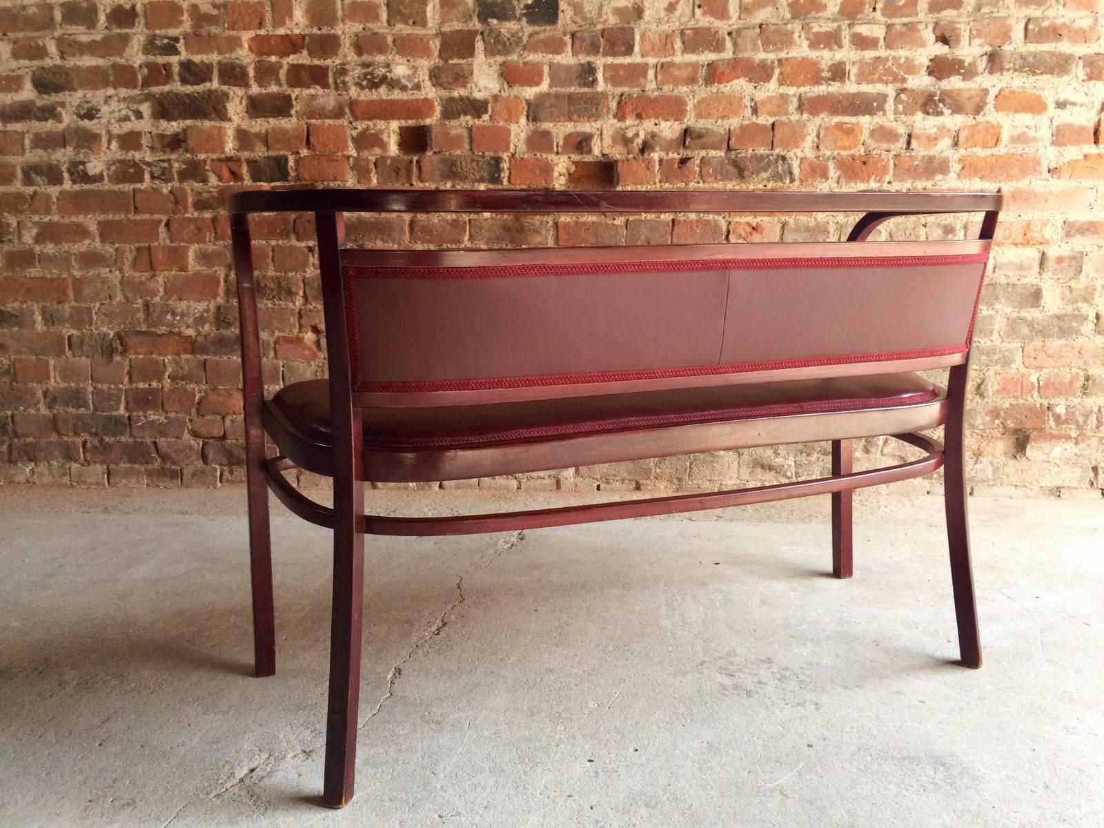 20th Century Antique Otto Wagner for Thonet Bentwood Sofa Bench, circa 1908, Model 3