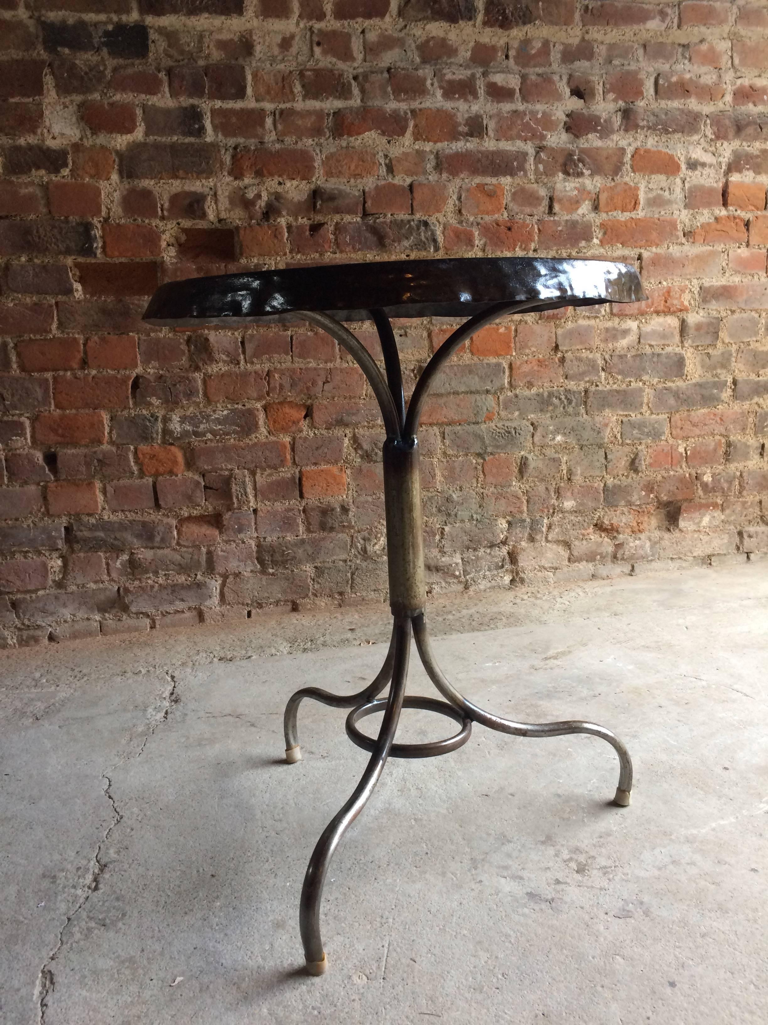 French Bistro Table and Four Chairs Original Wrought Iron, circa 1920s In Distressed Condition In Longdon, Tewkesbury