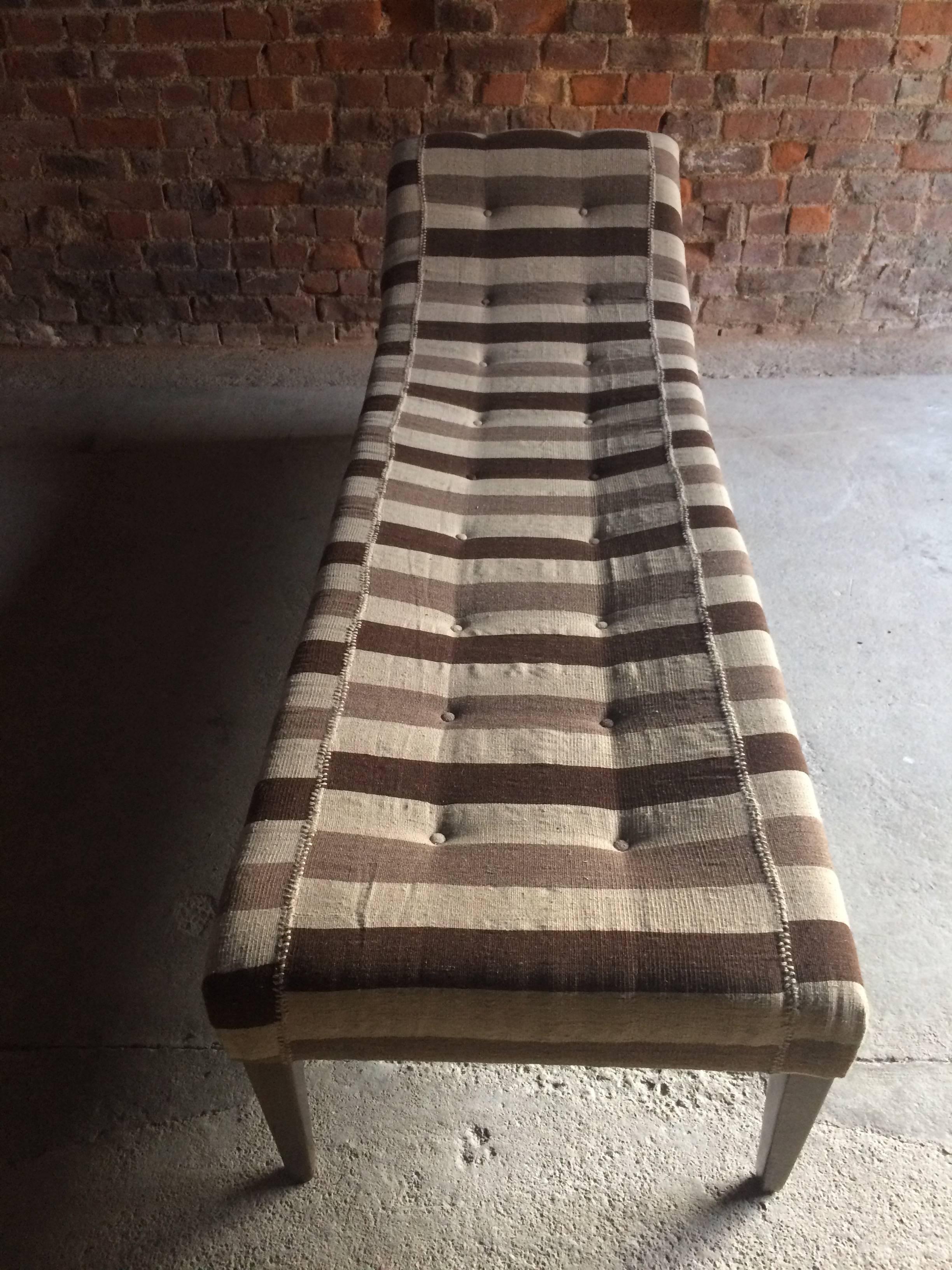 Fendi Casa Chaise Longue or Daybed Persian Jijin Handwoven Fabric In Excellent Condition In Longdon, Tewkesbury