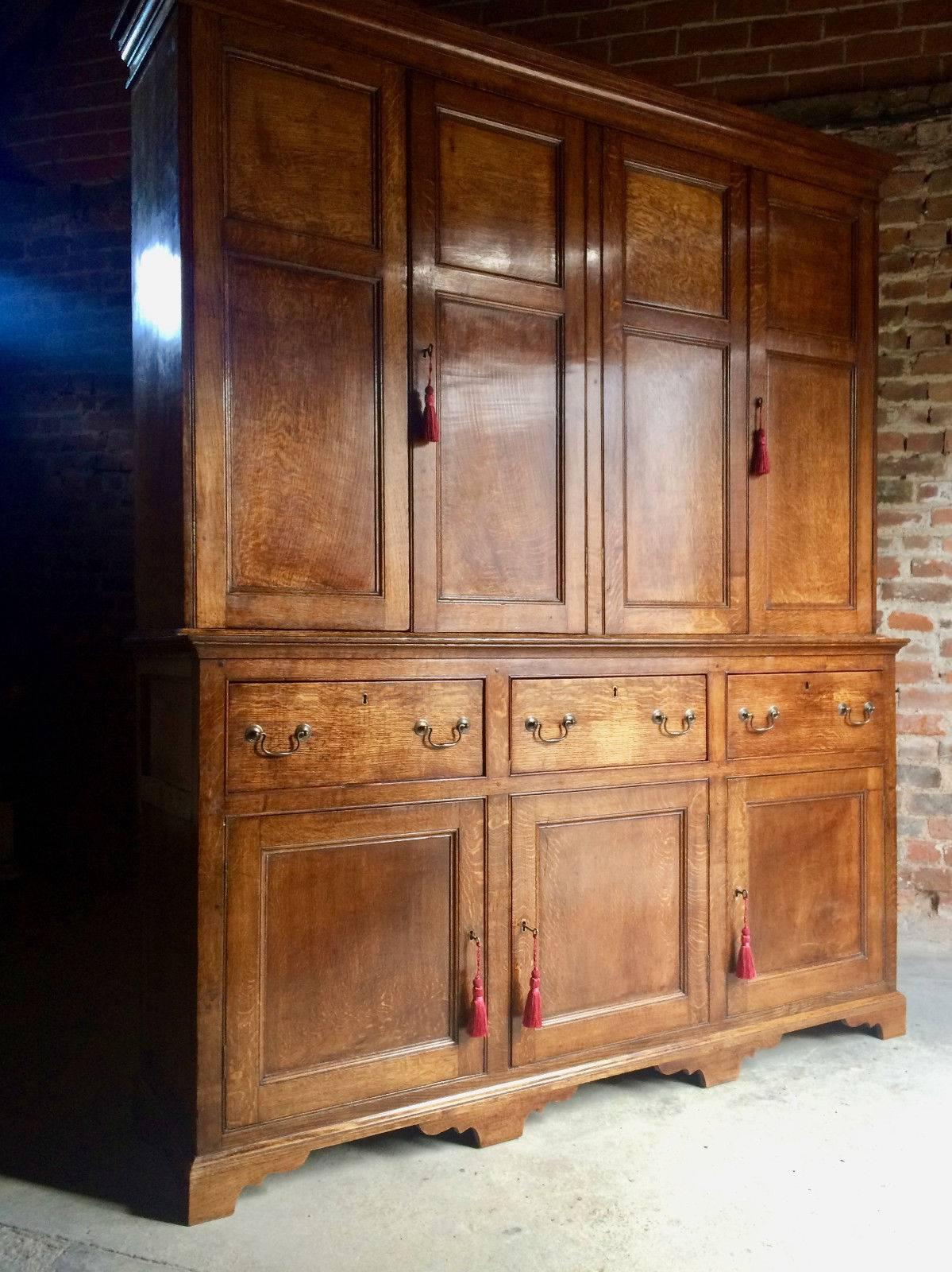 A magnificent large and imposing 19th century solid Oak 