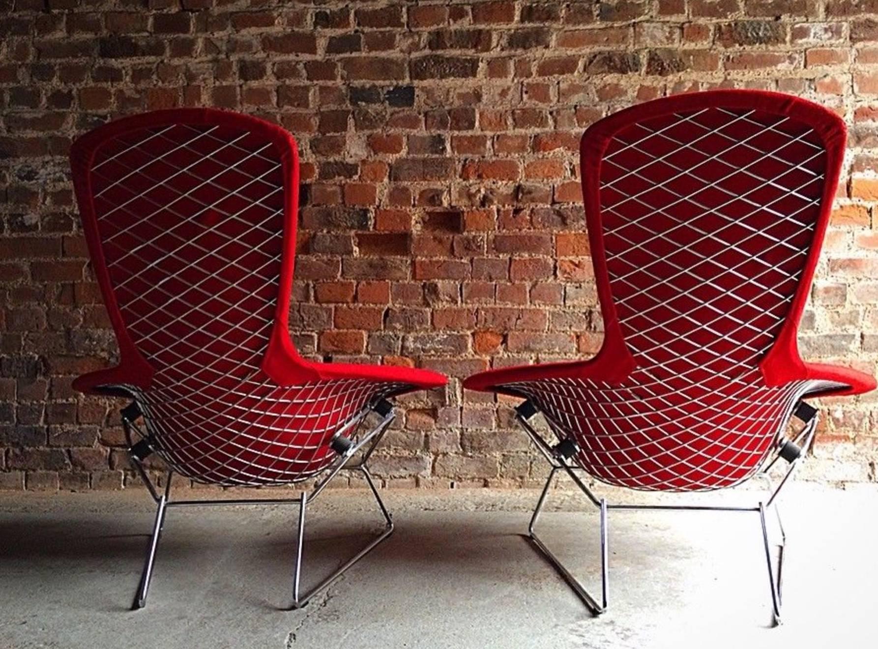 Mid-Century Modern Pair of Harry Bertoia Bird Chairs in Red for Knoll International