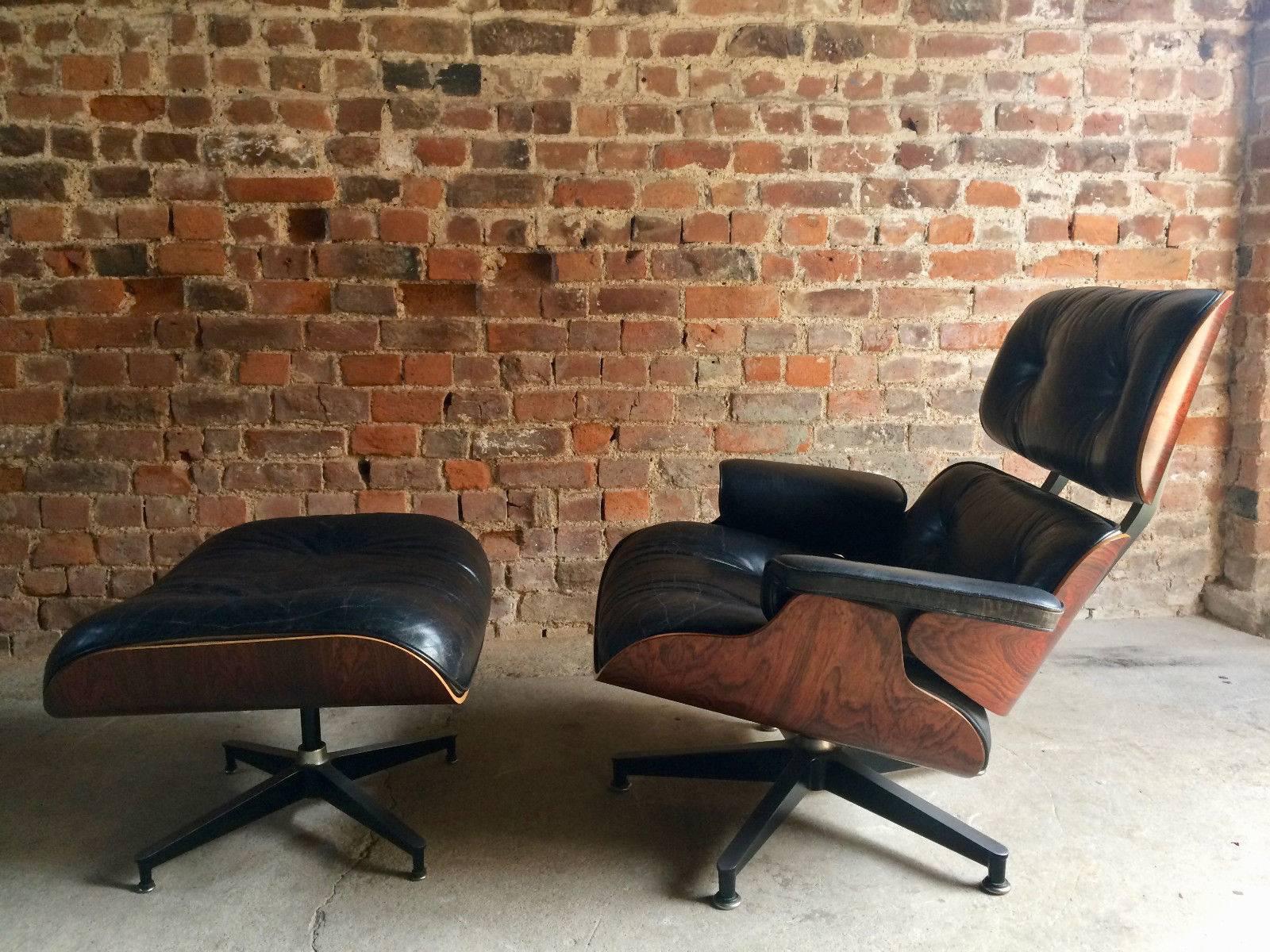 Mid-Century Modern Original Herman Miller Eames Designed 670 Lounge Chair and Matching 671 Ottoman