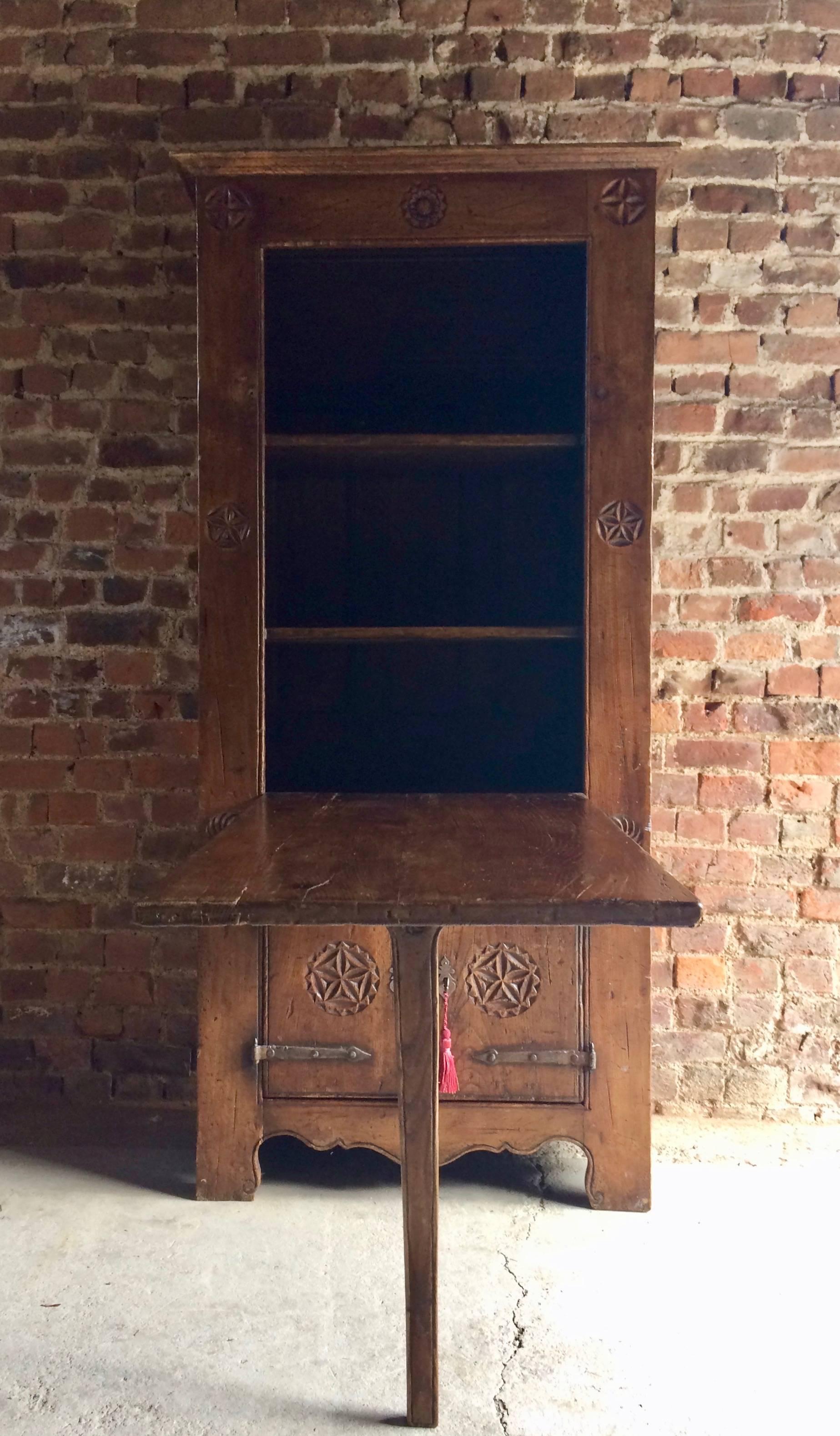Primitive Farmhouse Cupboard Table 16th Century Dutch Solid Oak 6