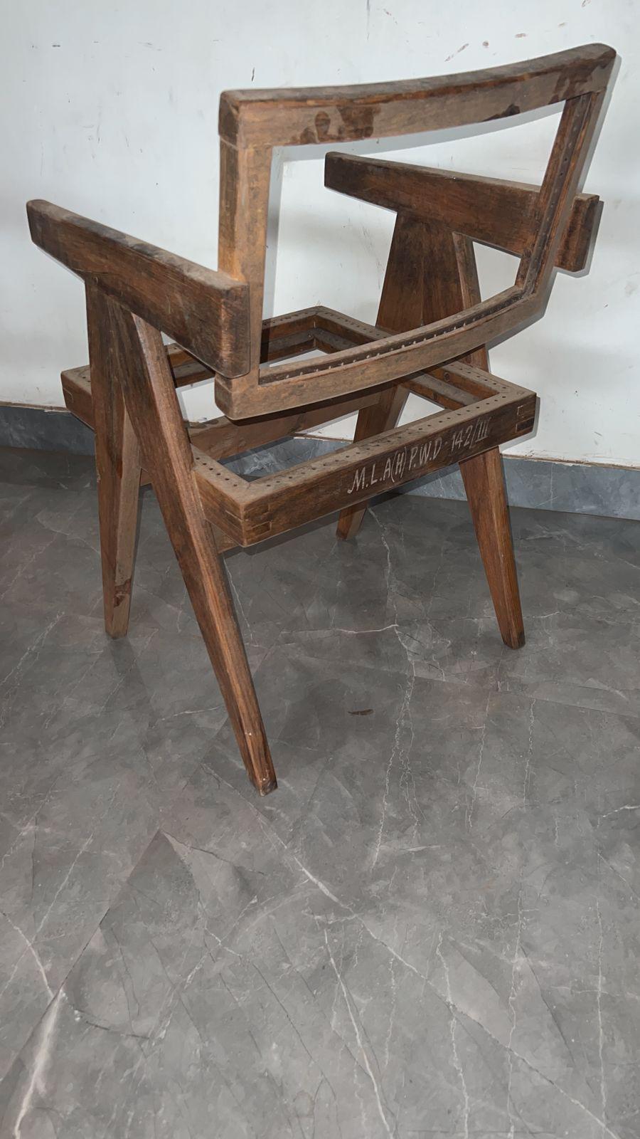 Pierre Jeanneret Dining Table & Twelve Chairs Teak Chandigarh, Circa 1963-1964 13