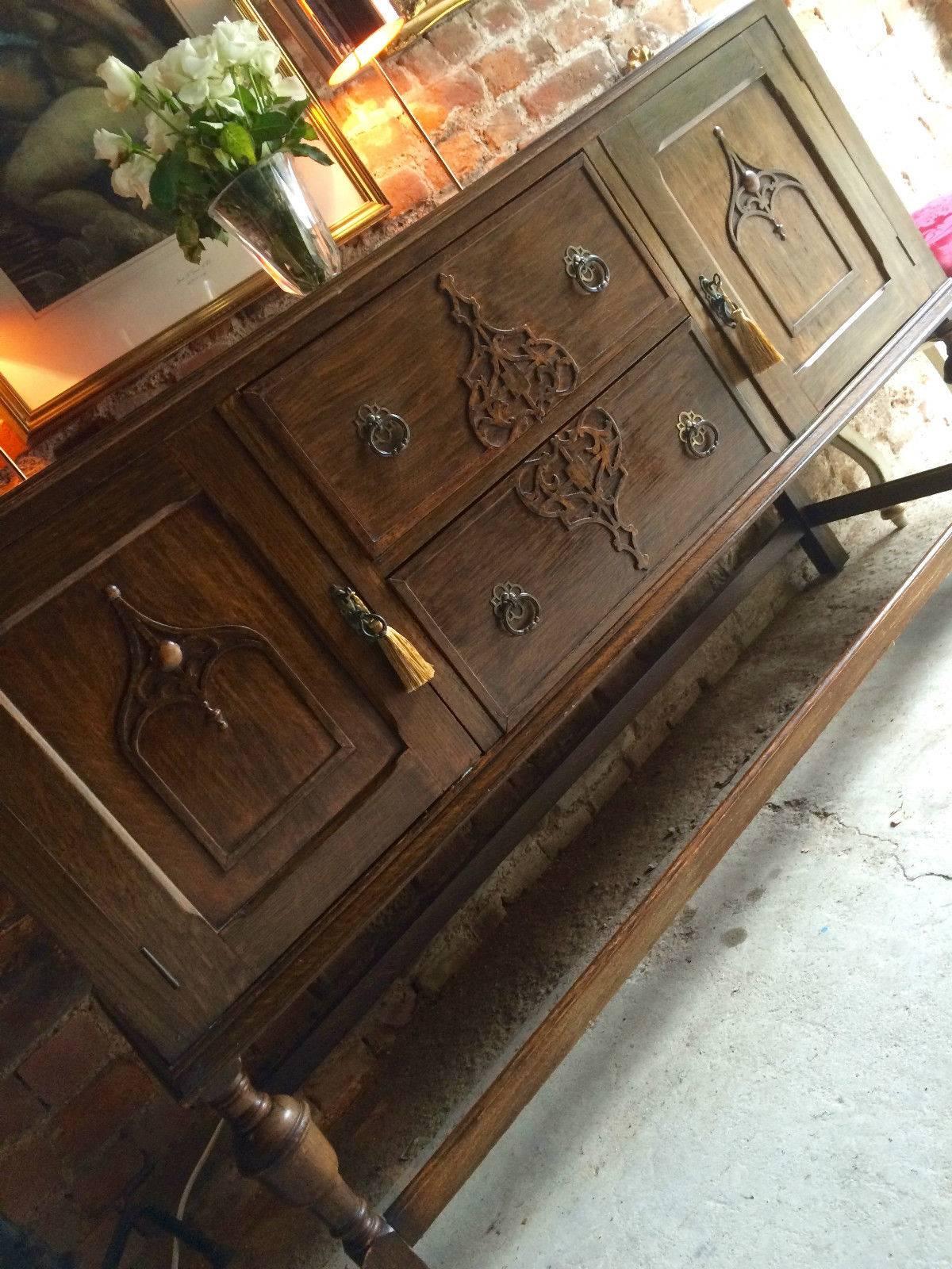 Early 20th Century Antique Edwardian Carved Oak Sideboard Cupboard Gothic
