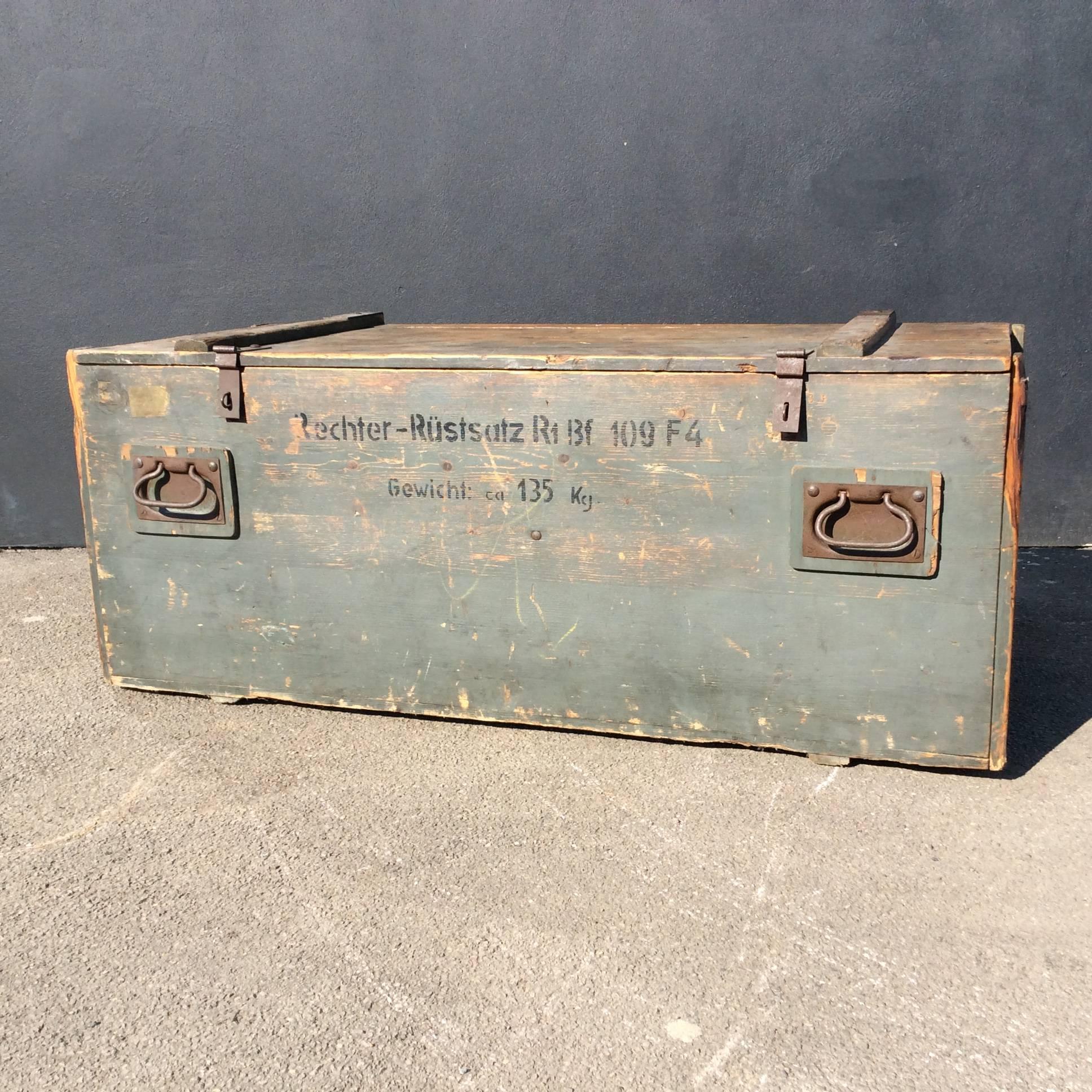 Messhachmit German Machine Gun Crate Trunk WW2  In Good Condition In Longdon, Tewkesbury