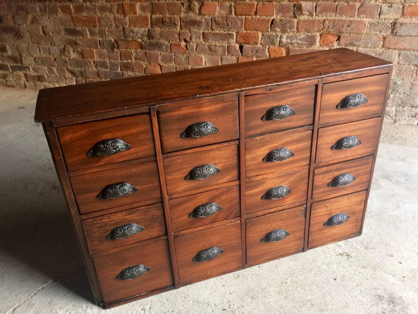 Antique Mahogany Haberdashery Chest of Drawers Dresser Industrial Loft 16-Drawer In Excellent Condition In Longdon, Tewkesbury