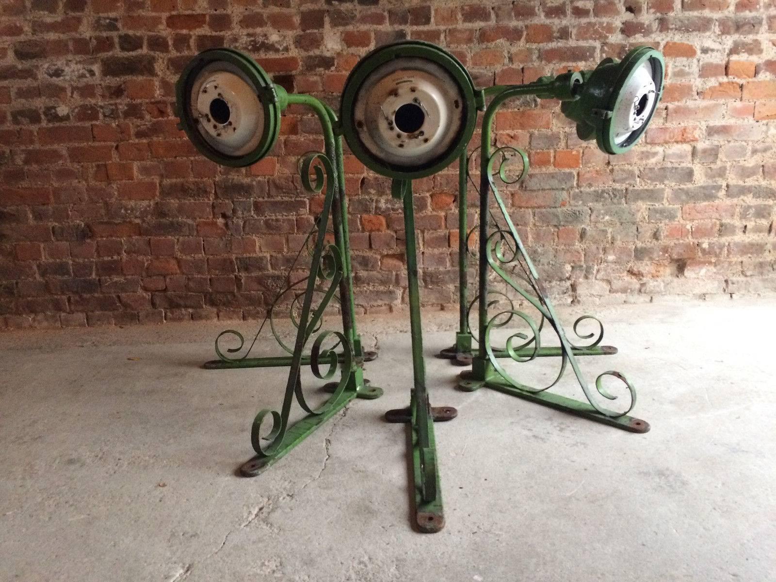 Set of Five Industrial Lights John Player Nottingham 1940s for Rewiring In Distressed Condition In Longdon, Tewkesbury