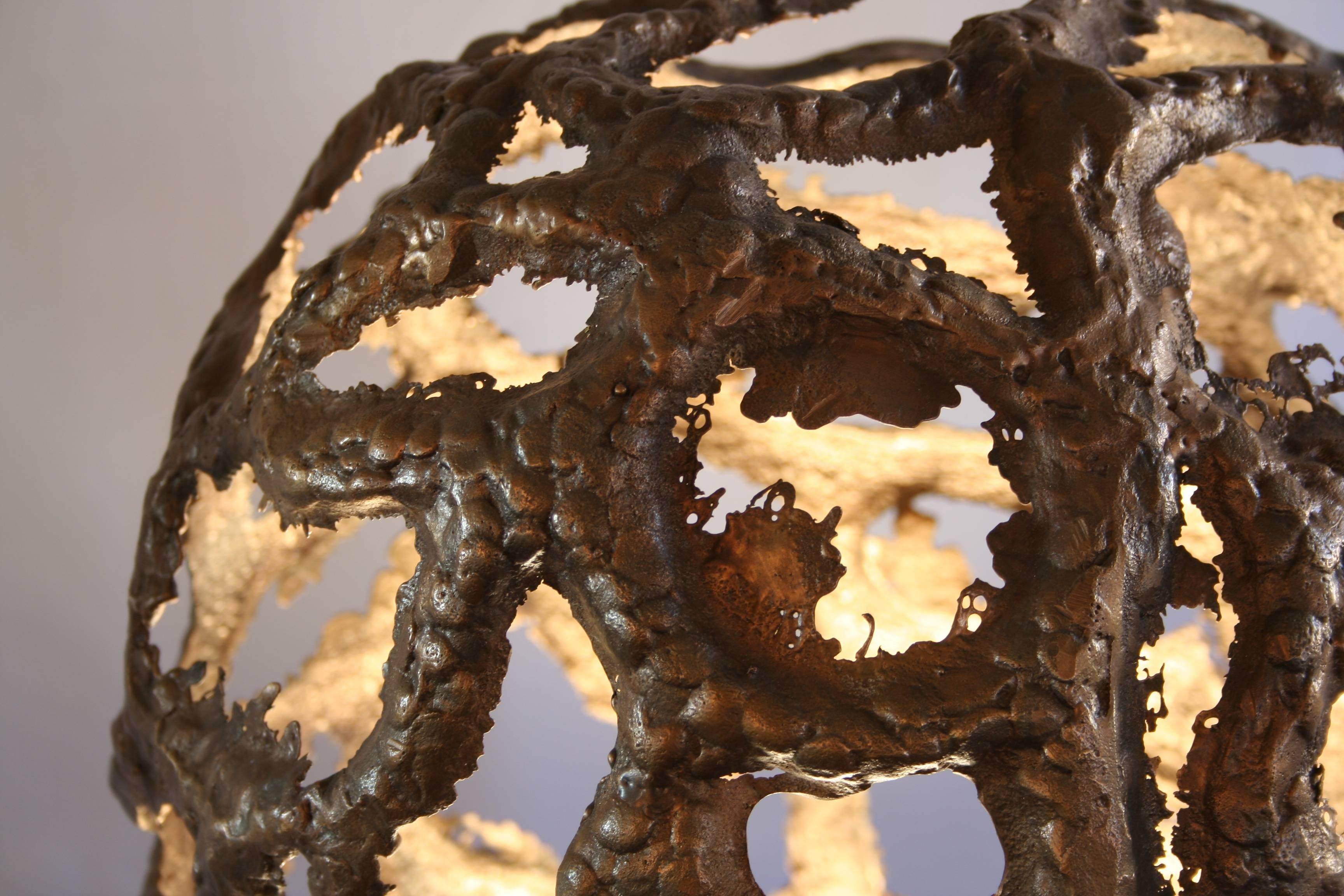 Table Lamp Sculpture in Bronze 'Synapse' In Excellent Condition In Cuy Saint Fiacre, FR