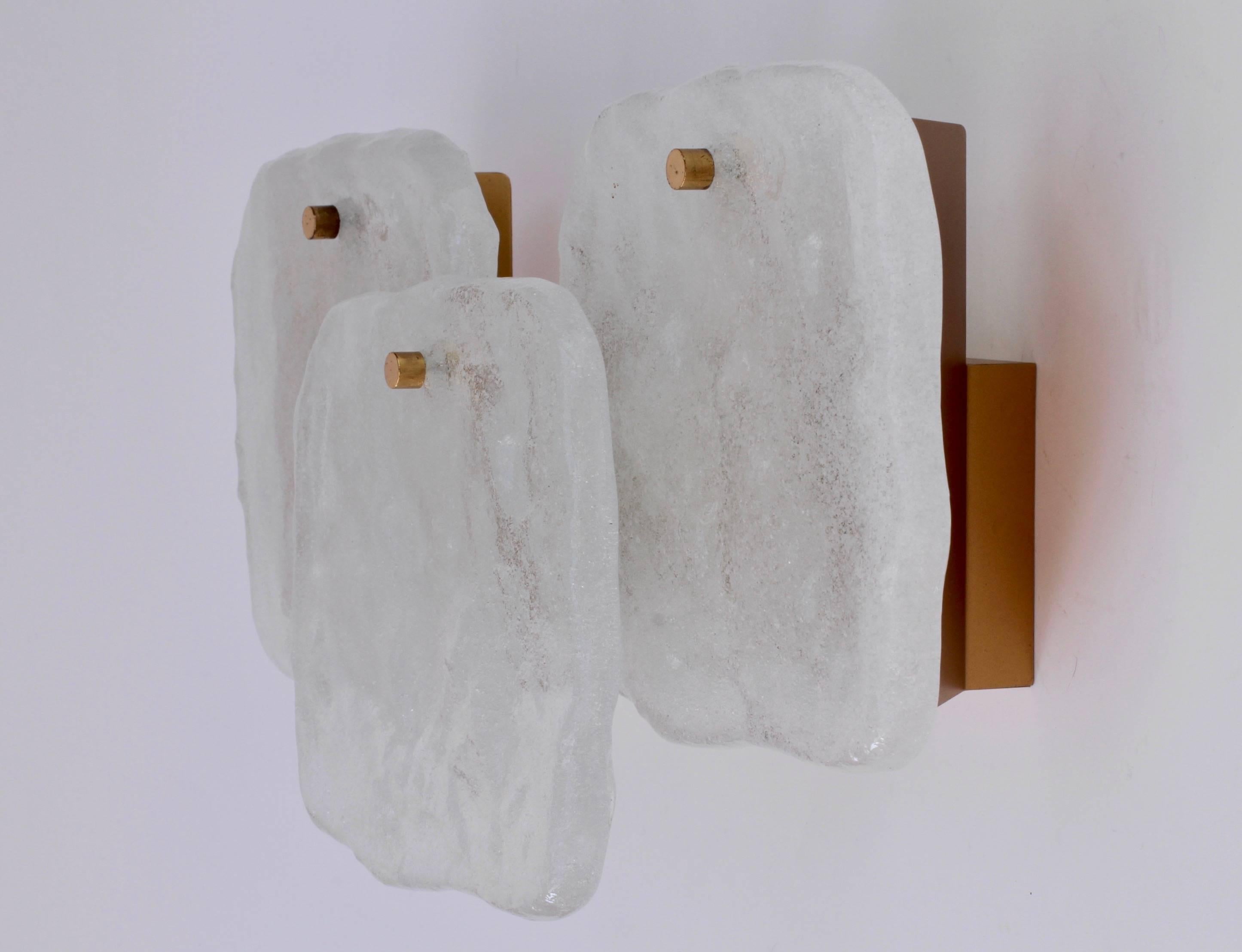 Mid-Century Kalmar Pulegoso „Foam“ Glas-Wandleuchte oder Wandleuchte Rare New Old Stock, rar (Geformt) im Angebot