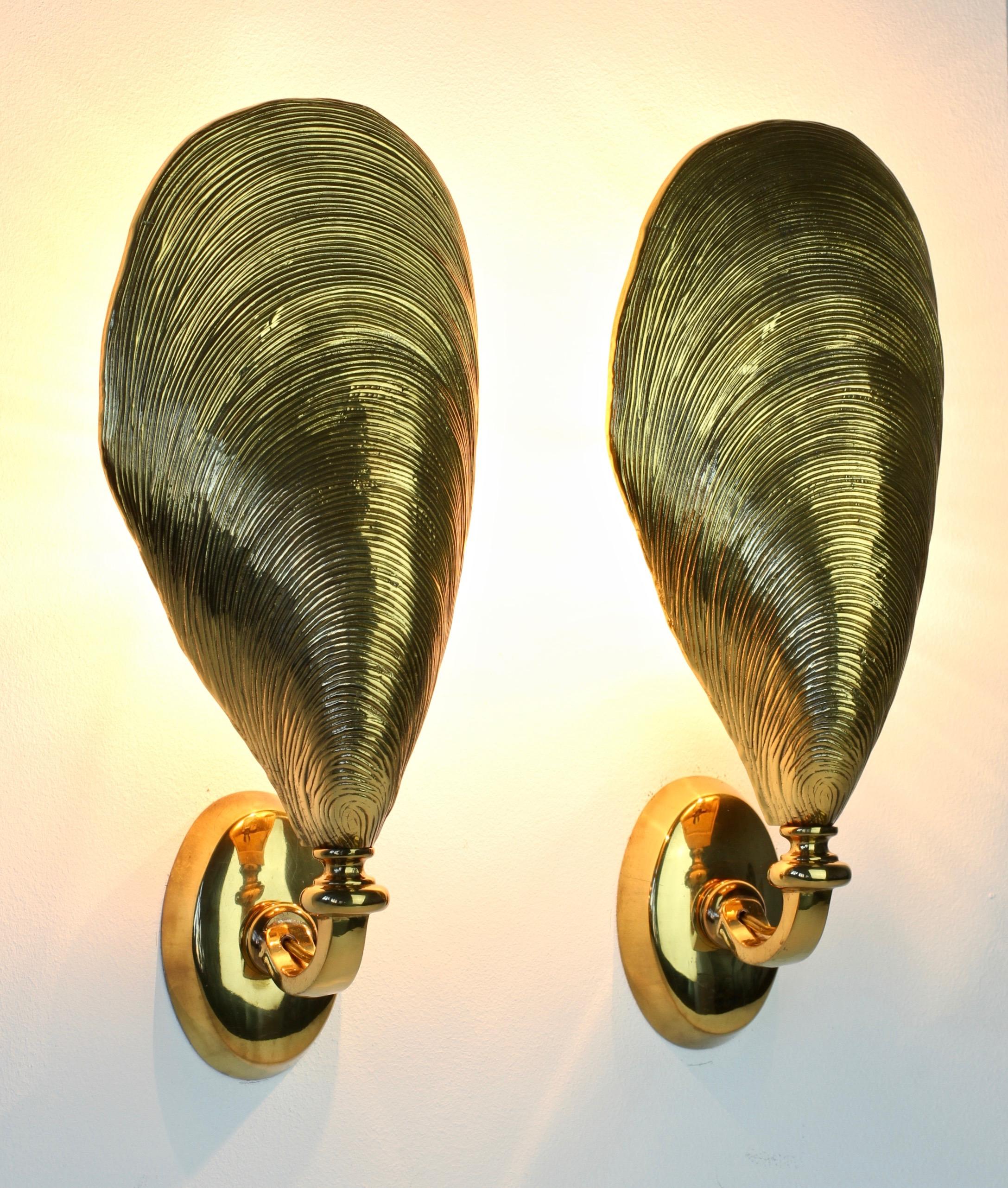 20th Century Maison Jansen Attributed Midcentury Bronze Mussel Shell Wall Lights/Sconces Pair