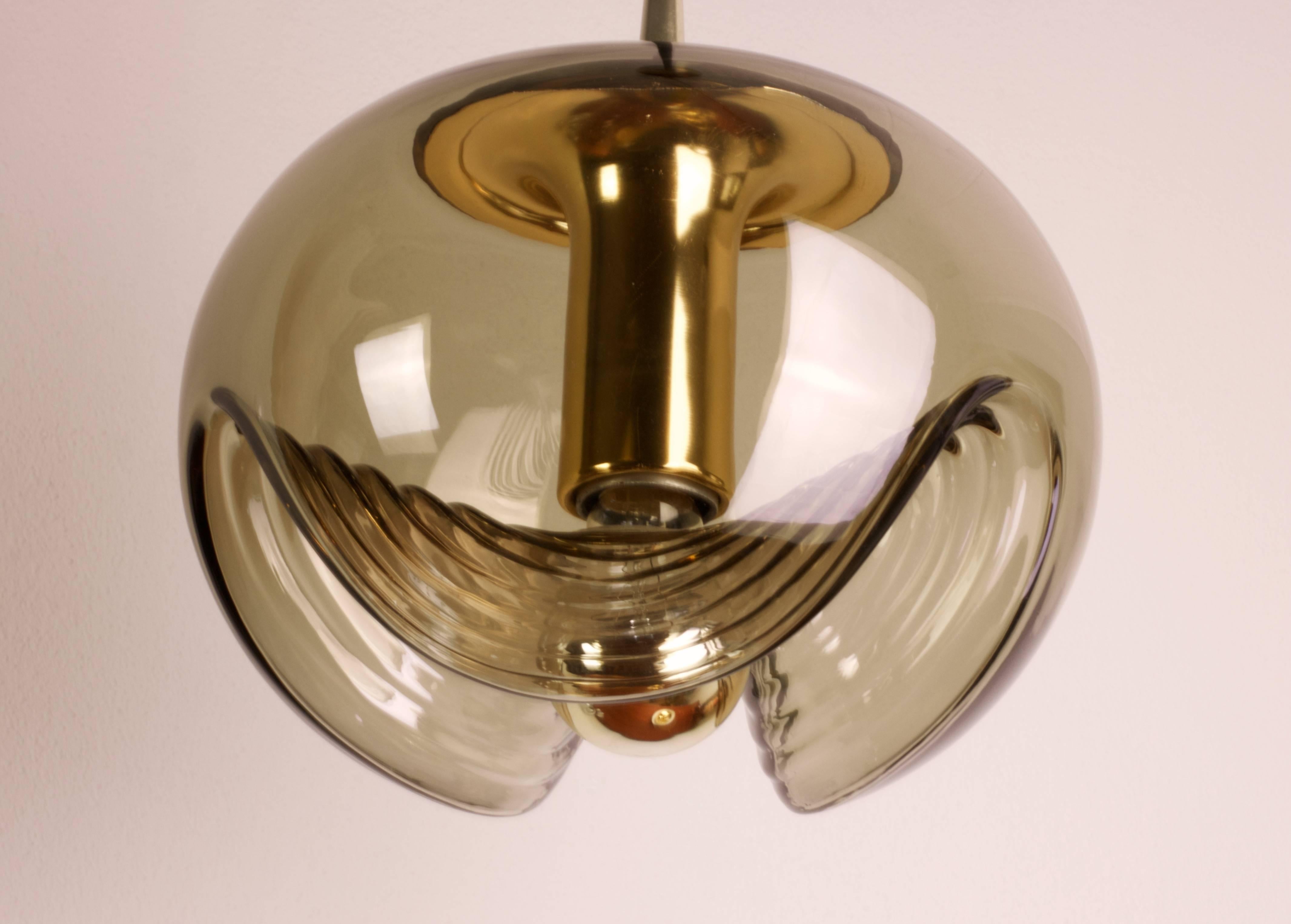 Koch & Lowy Biomorphic Pendant Light Fixture for Peill & Putzler, Germany, 1970s In Excellent Condition In Landau an der Isar, Bayern
