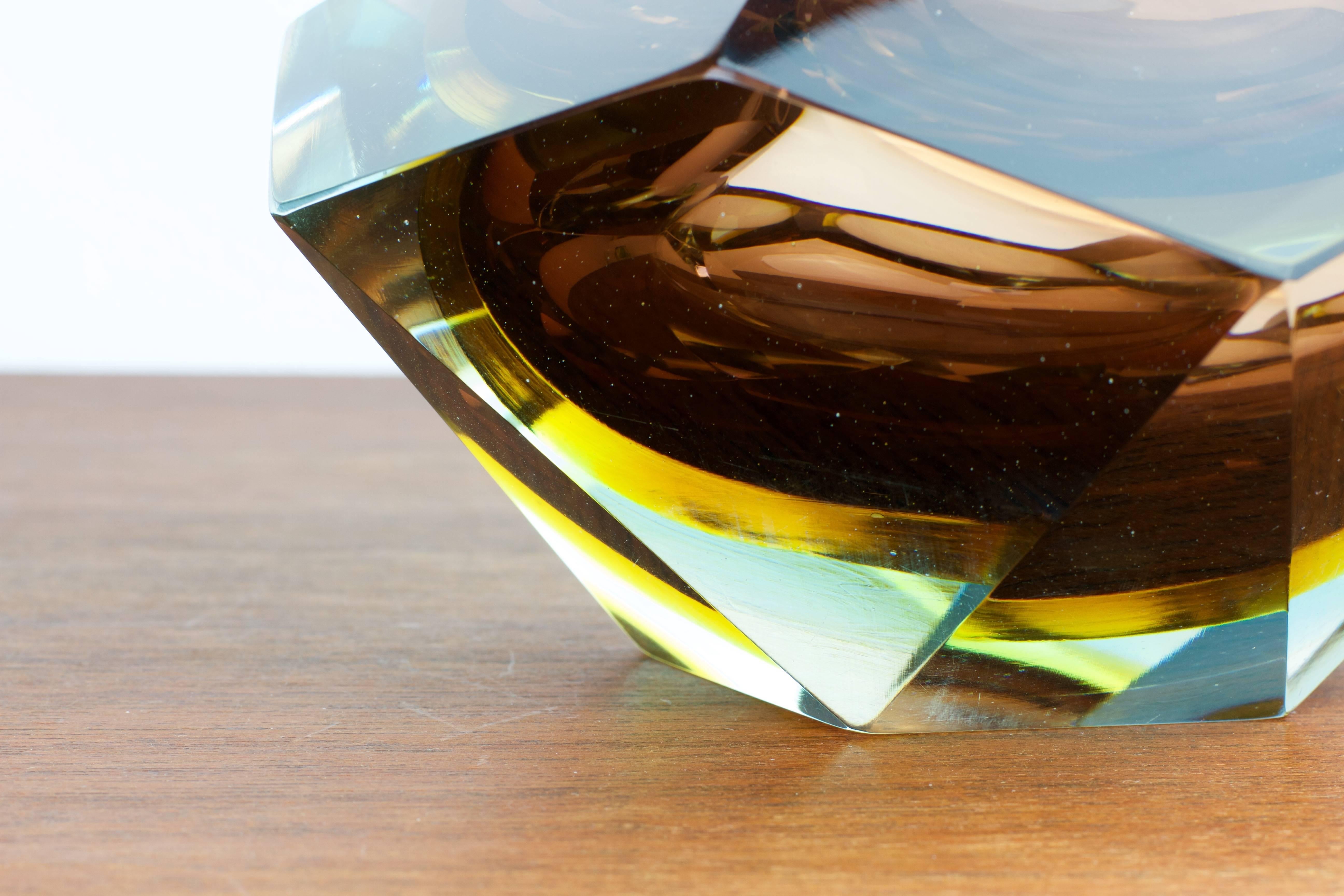 Large Italian Diamond Cut Faceted Murano Glass Centerpiece Bowl by Mandruzzato 4