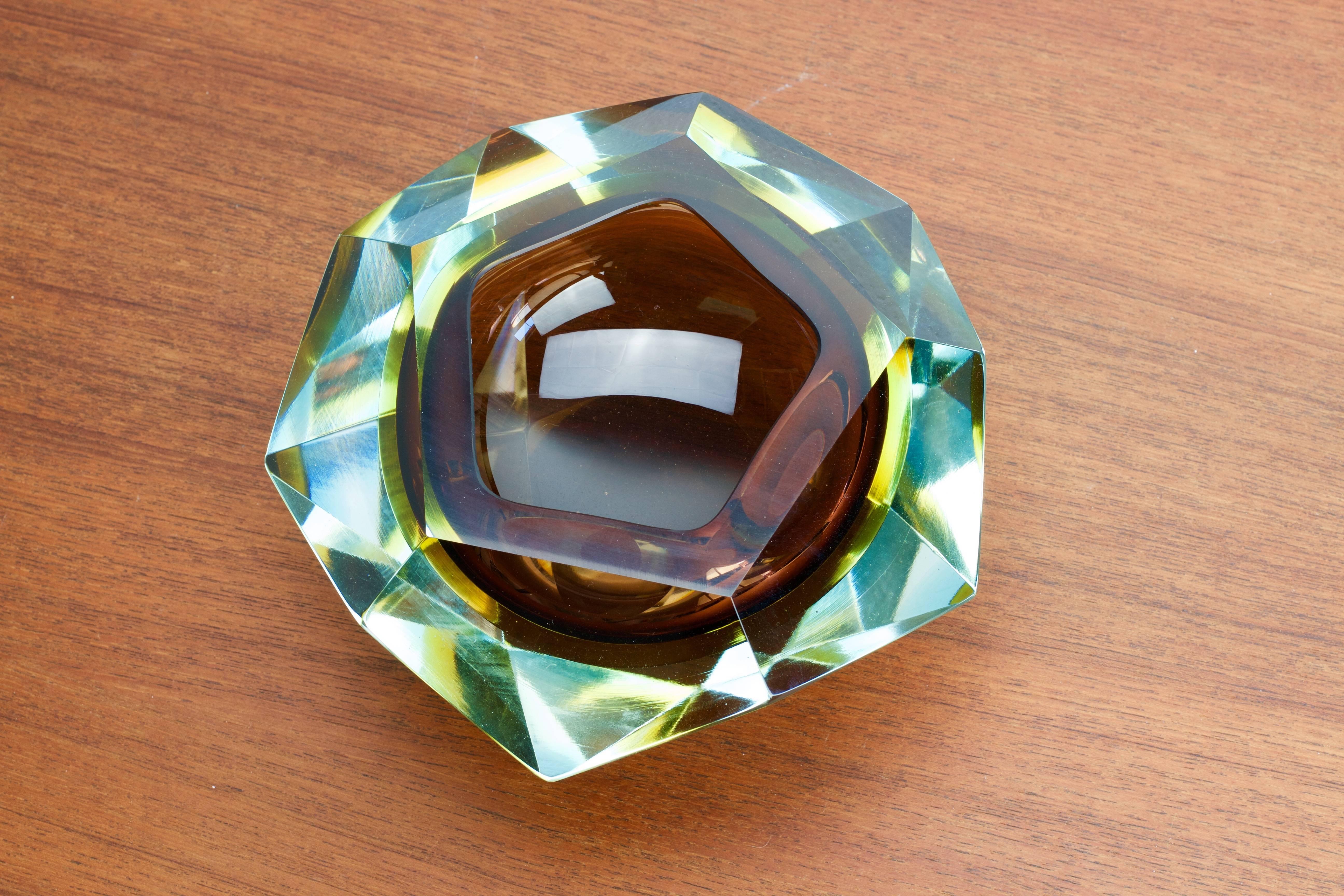 Large Italian Diamond Cut Faceted Murano Glass Centerpiece Bowl by Mandruzzato 3