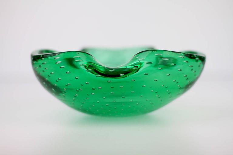 Large 1950s Green Murano Bubble Glass Bowl Attributed to Carlo Scarpa