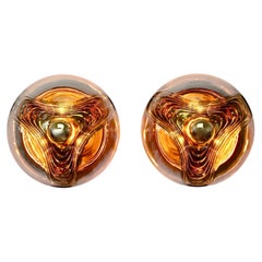 Peill & Putzler Paire d'appliques biomorphes en laiton et verre fumé des années 1970
