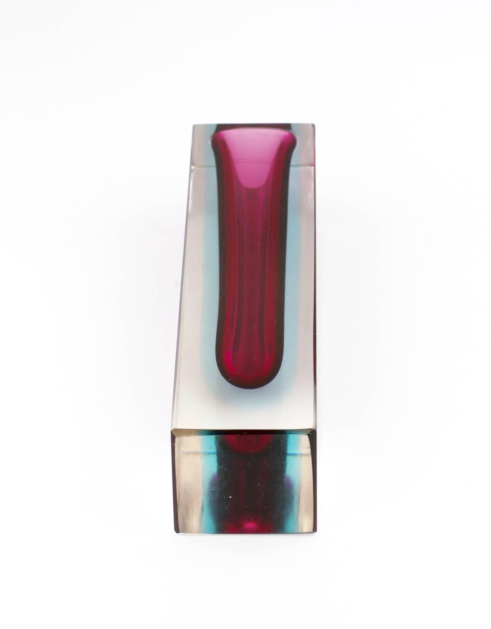 Faceted Murano 'Sommerso' Glass Vase Attributed to Mandruzzato, circa 1960-1969 In Good Condition In Landau an der Isar, Bayern