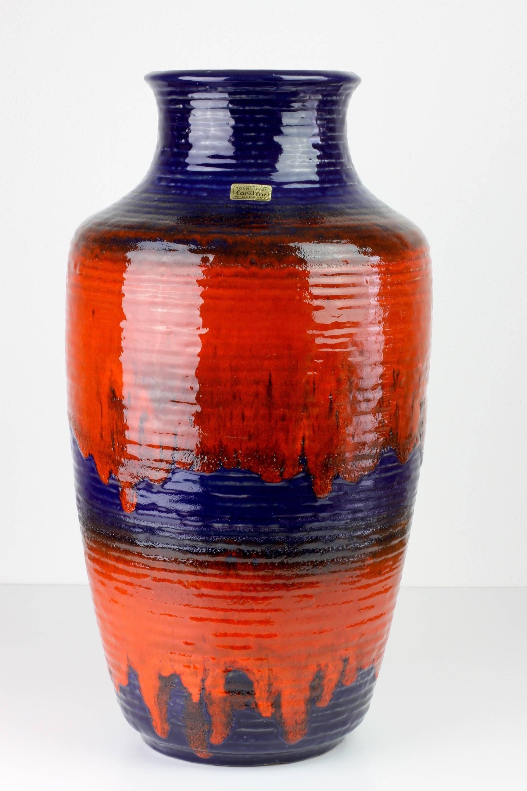 Beautifully turned and glazed floor vase by Carstens Tonniesh of circa 1960-1970. Carstens are considered to be one of the finest producers of West German Pottery from the Mid-Century era. This vase stands beautifully with its simple yet elegant