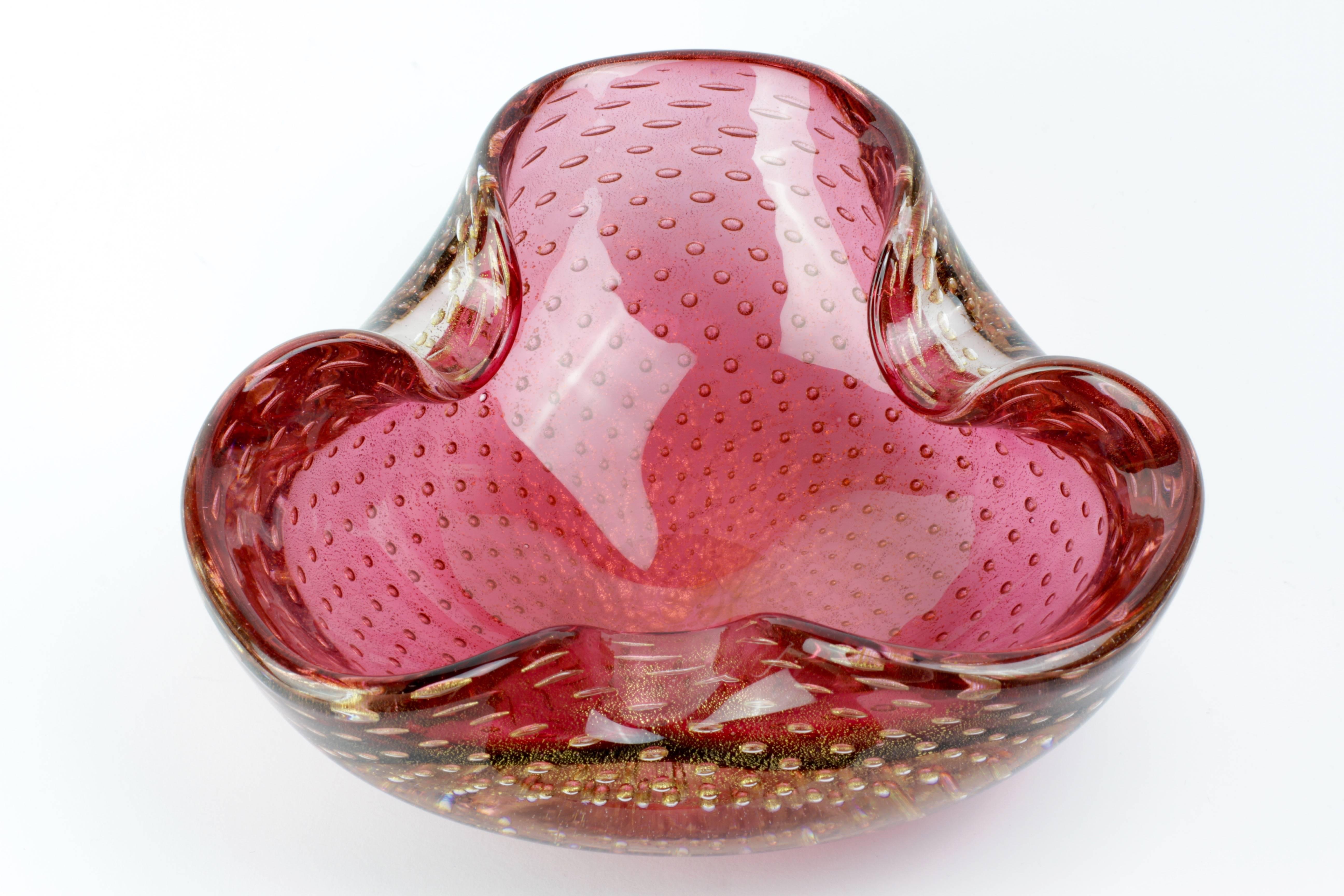 Mid-Century Modern 1950s Pink and Gold Biomorphic Bullicante Murano Glass Bowl Attributed to Scarpa