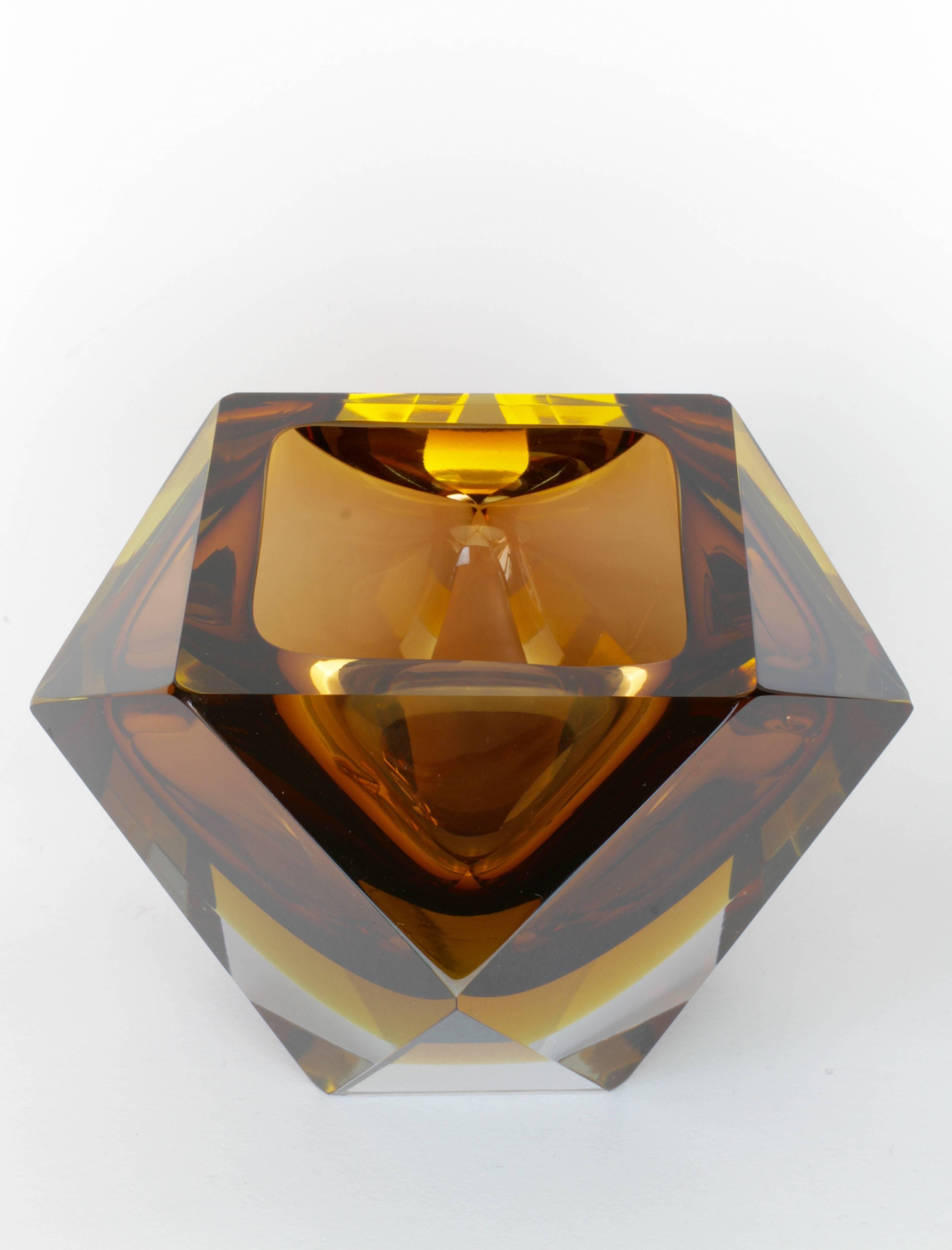 Blown Glass Monumental Huge Italian Diamond Cut Faceted Murano Glass Bowl Mandruzzato Style