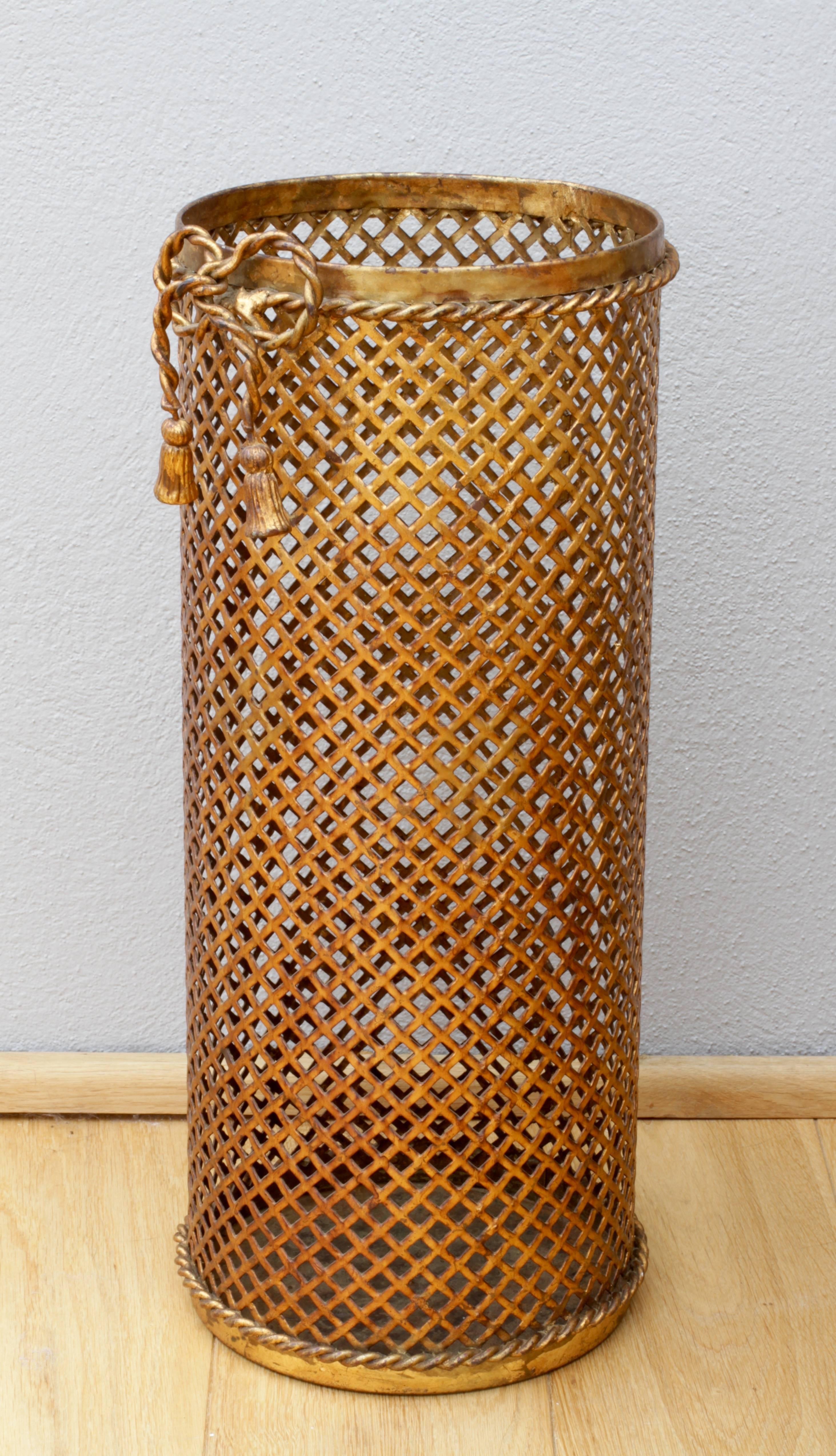 1950s Italian Hollywood Regency Gold Gilded / Gilt Umbrella Stand or Holder In Good Condition In Landau an der Isar, Bayern