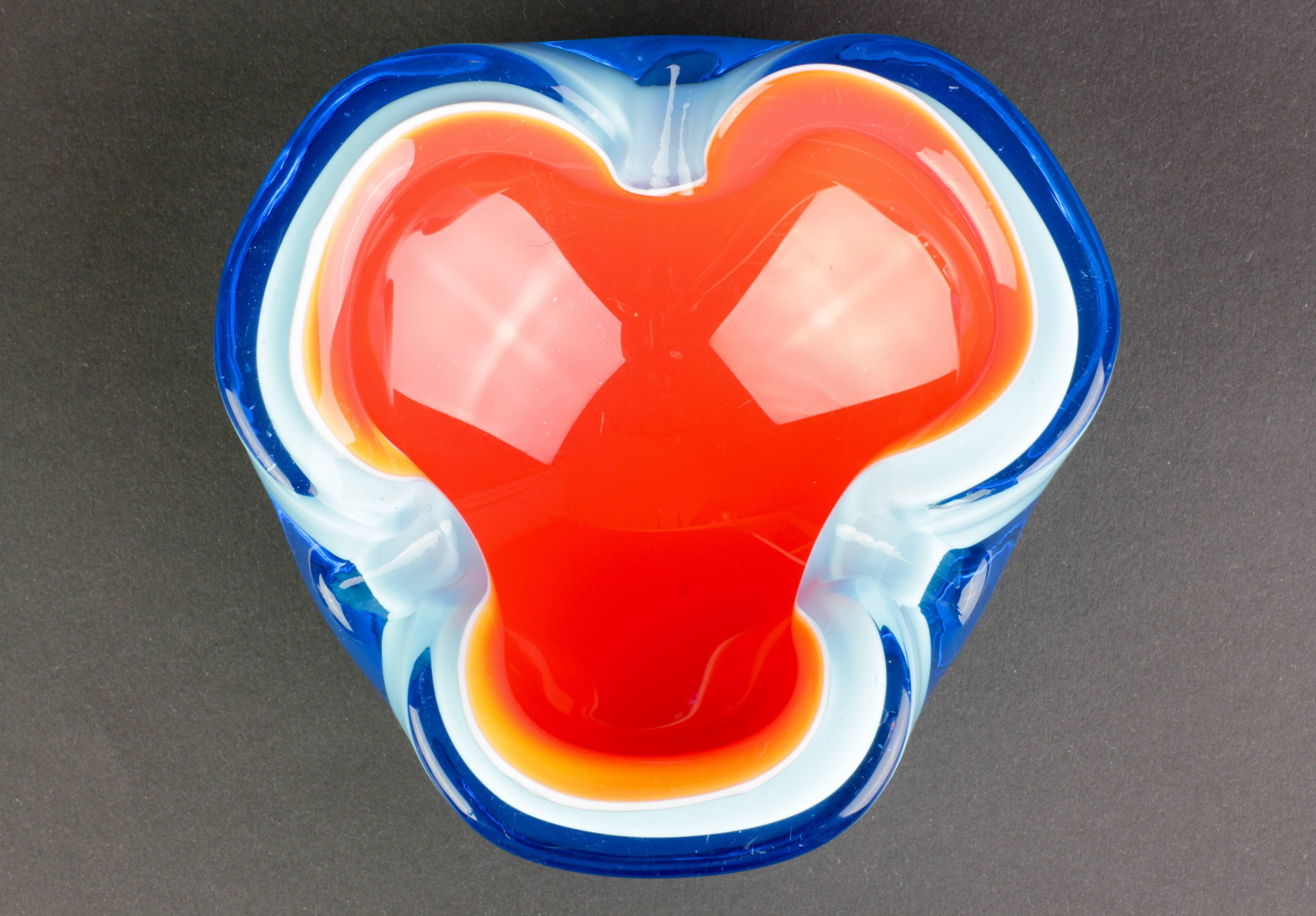 Blown Glass Colorful Mid-Century Murano Art Glass Bowl Attributed to Cenedese, circa 1970