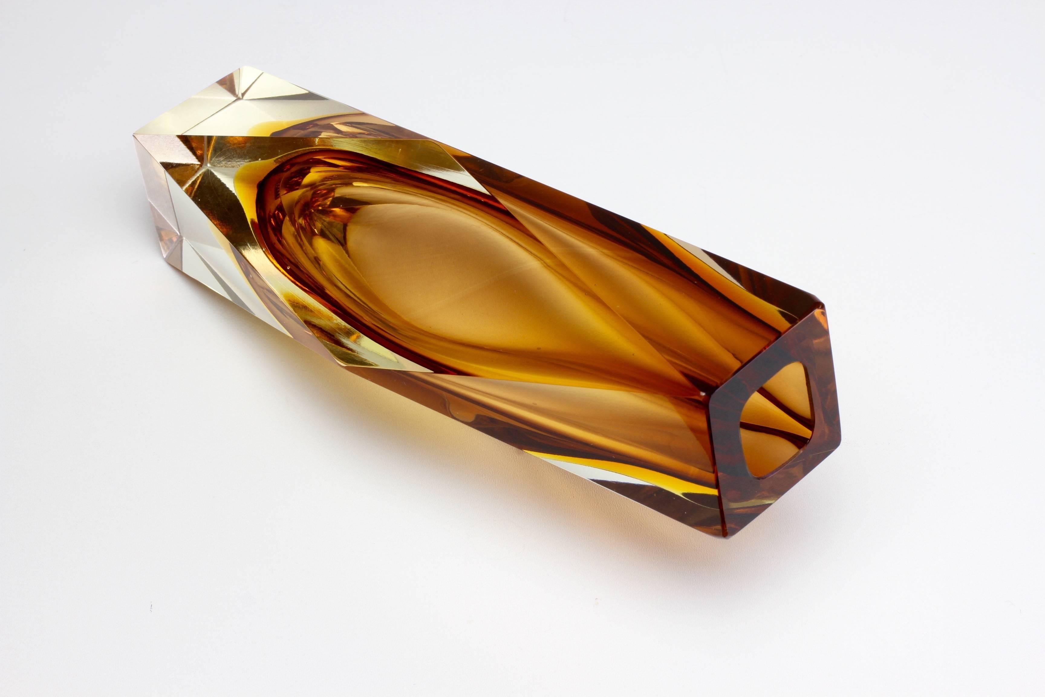 20th Century Mid-Century Italian Diamond Cut Faceted Murano Glass Vase Mandruzzato style